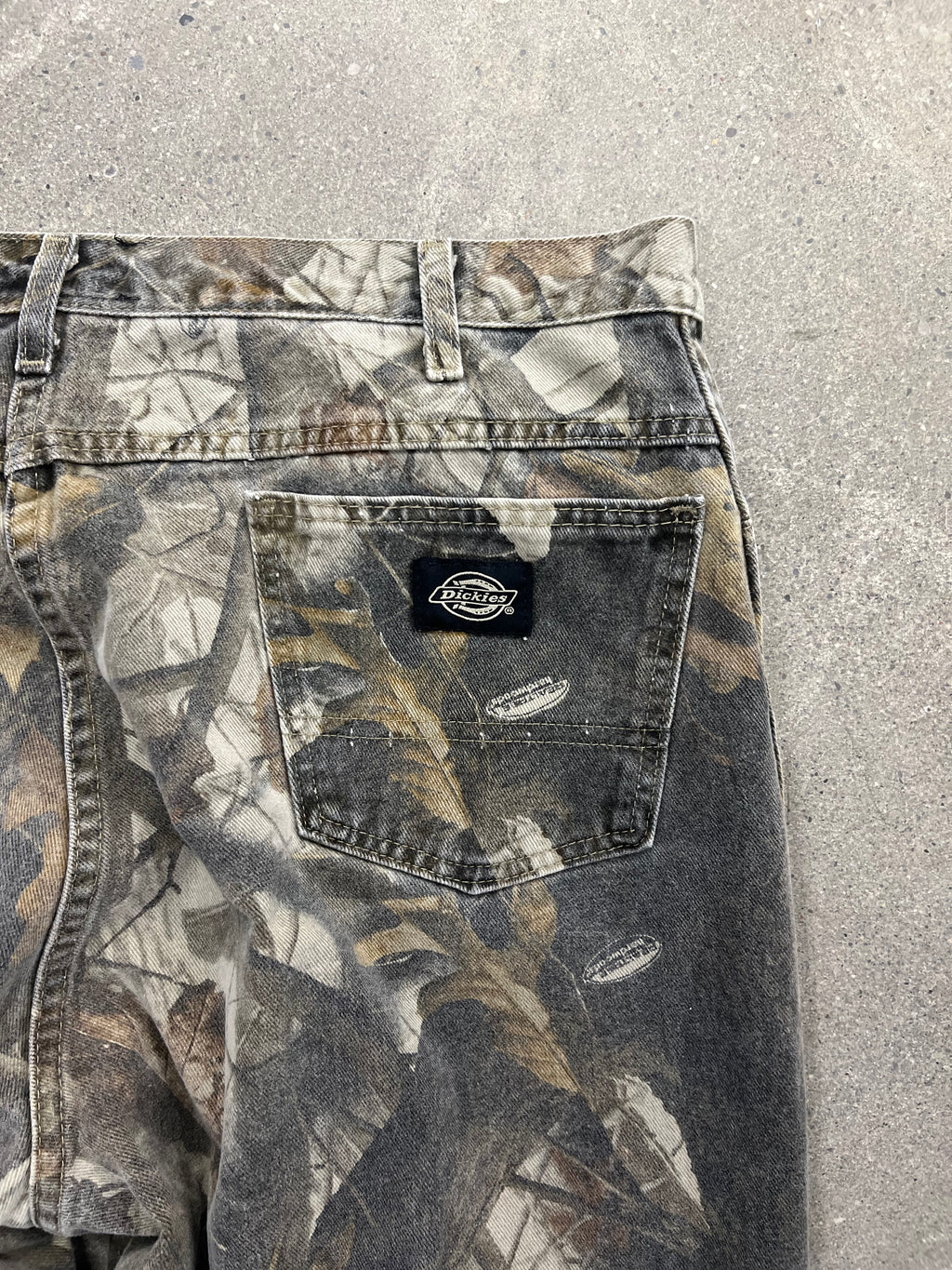 Dickies Realtree Baggy Camo Jeans - 39”