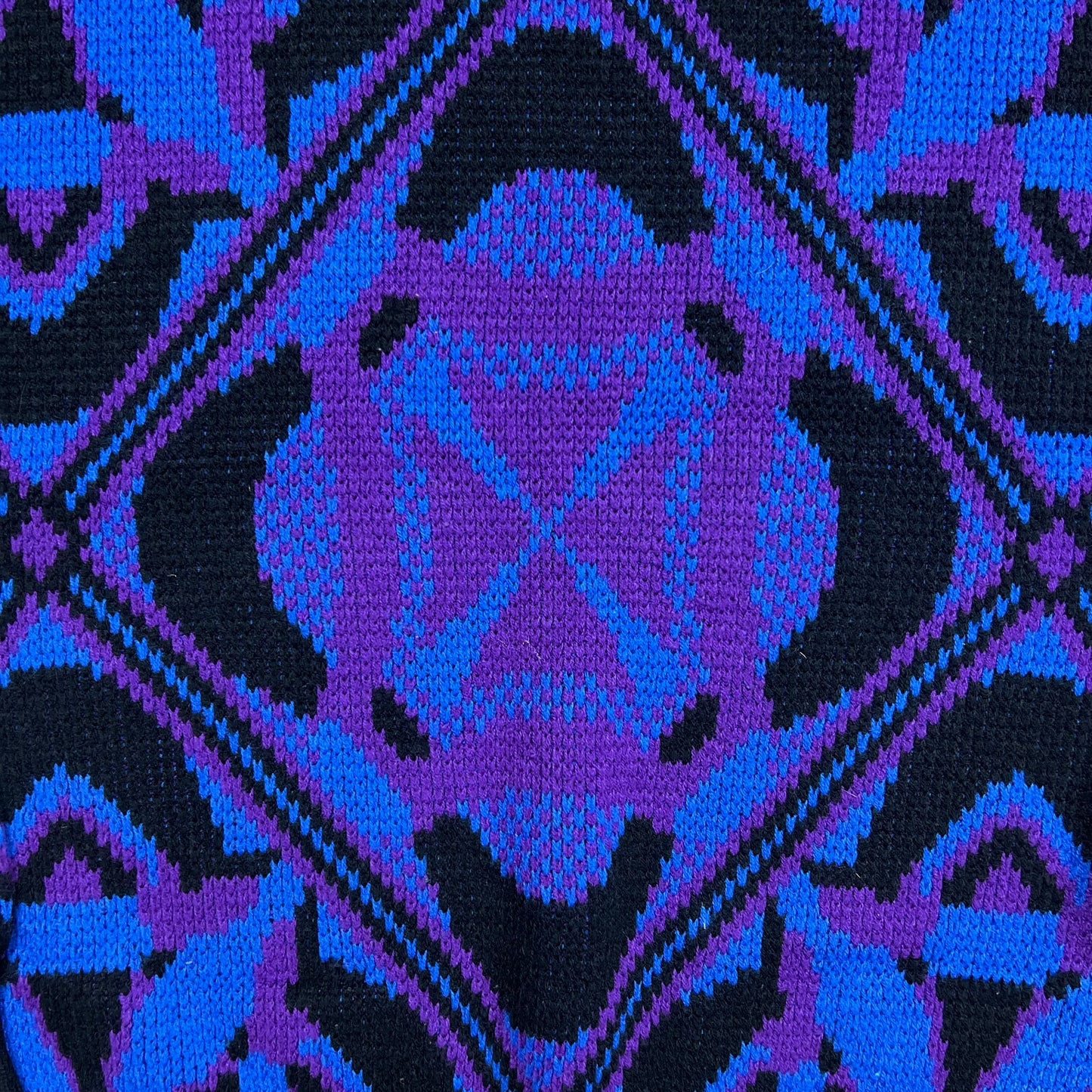 Entouge Black & Purple Knit Sweater - M