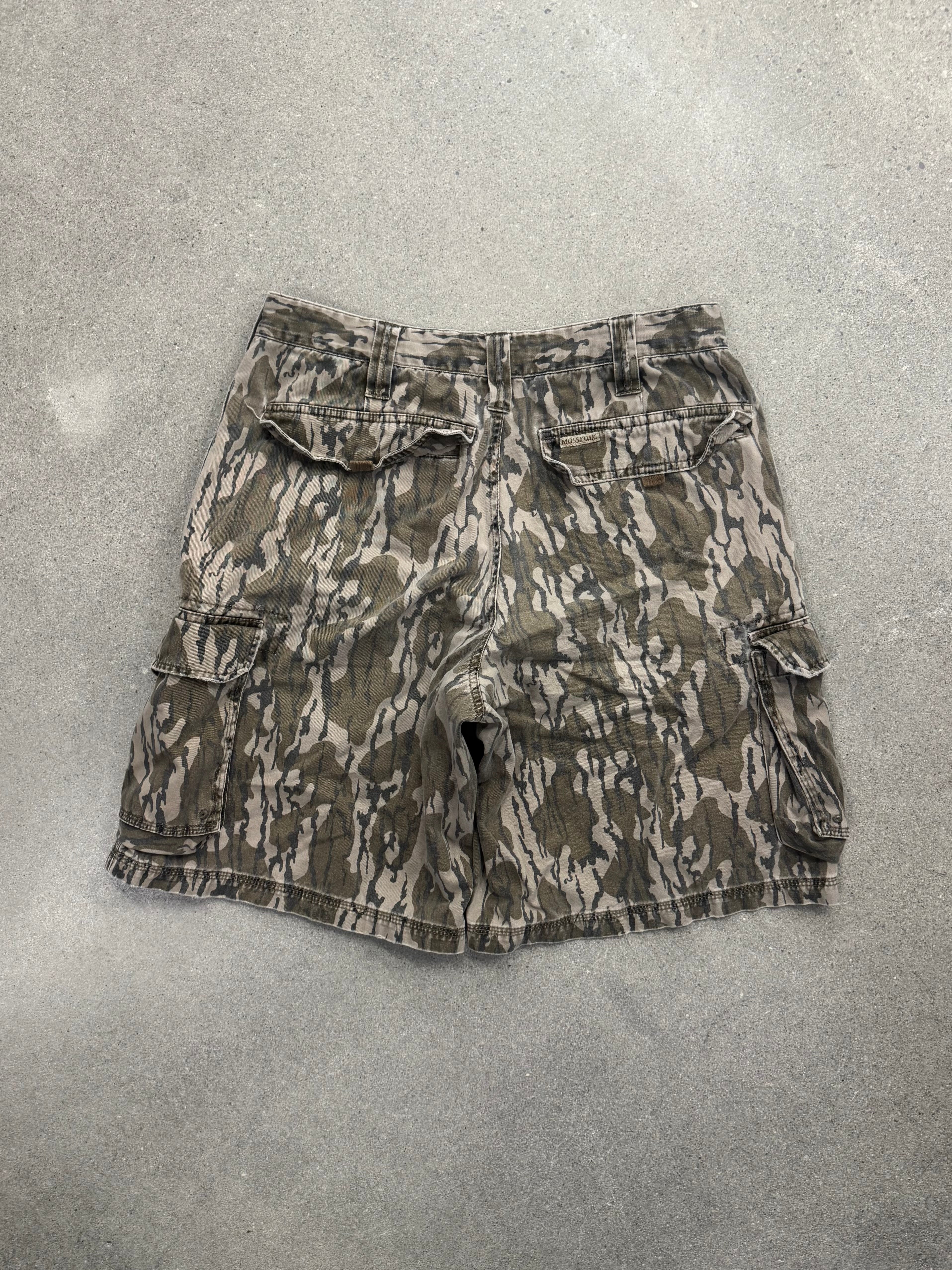 Mossy Oak Bottomland Cargo Camo Shorts - 32”