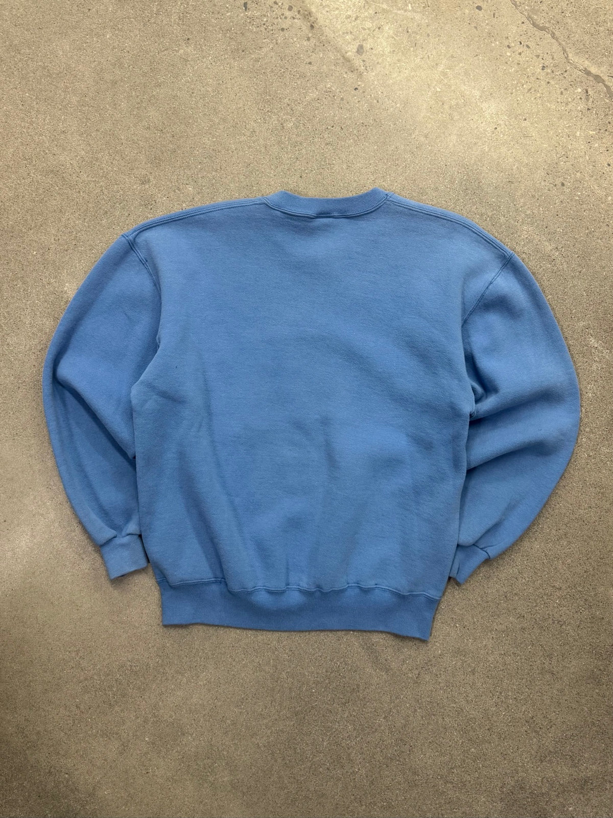 Russell Athletic University of North Carolina Tar Heels Crewneck Sweatshirt - L