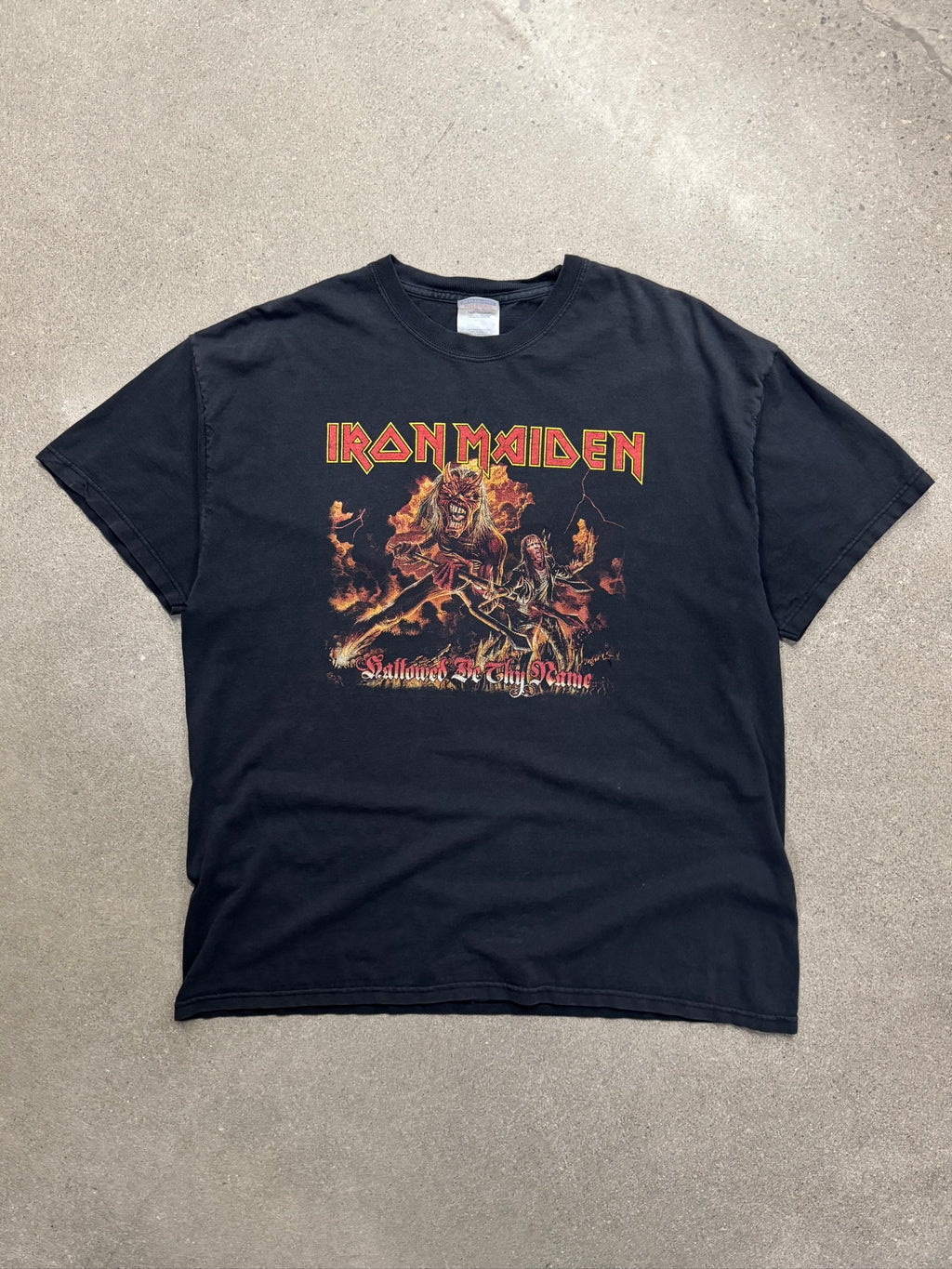 Iron Maiden Hallowed Be Thy Name T-Shirt - XL