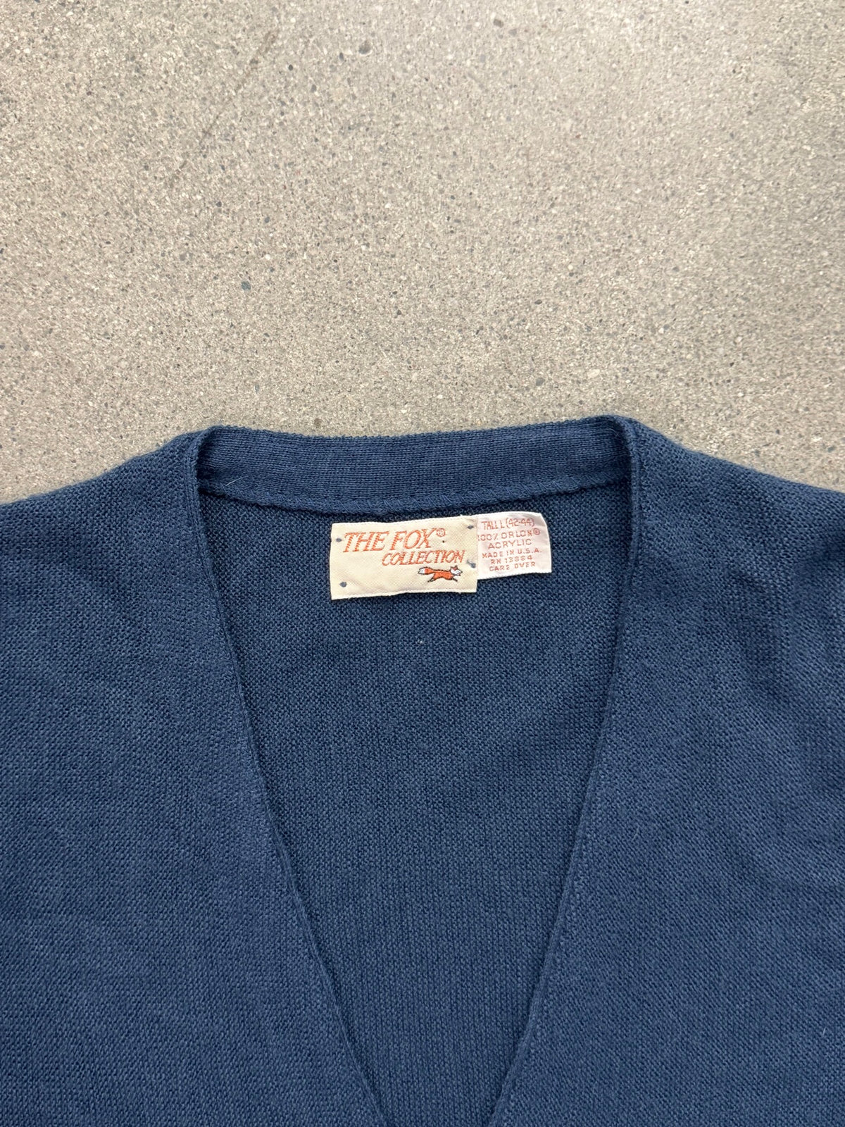 The Fox Collection Button-Up Cardigan Sweater - L