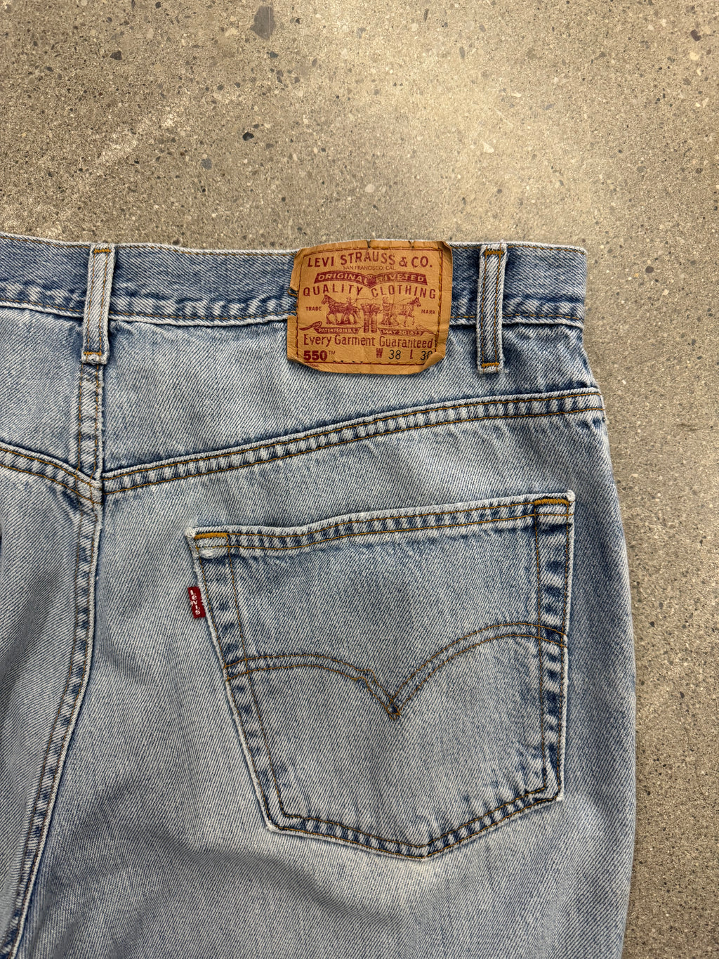 Faded & Distressed Levi’s 550 Jeans - 35”