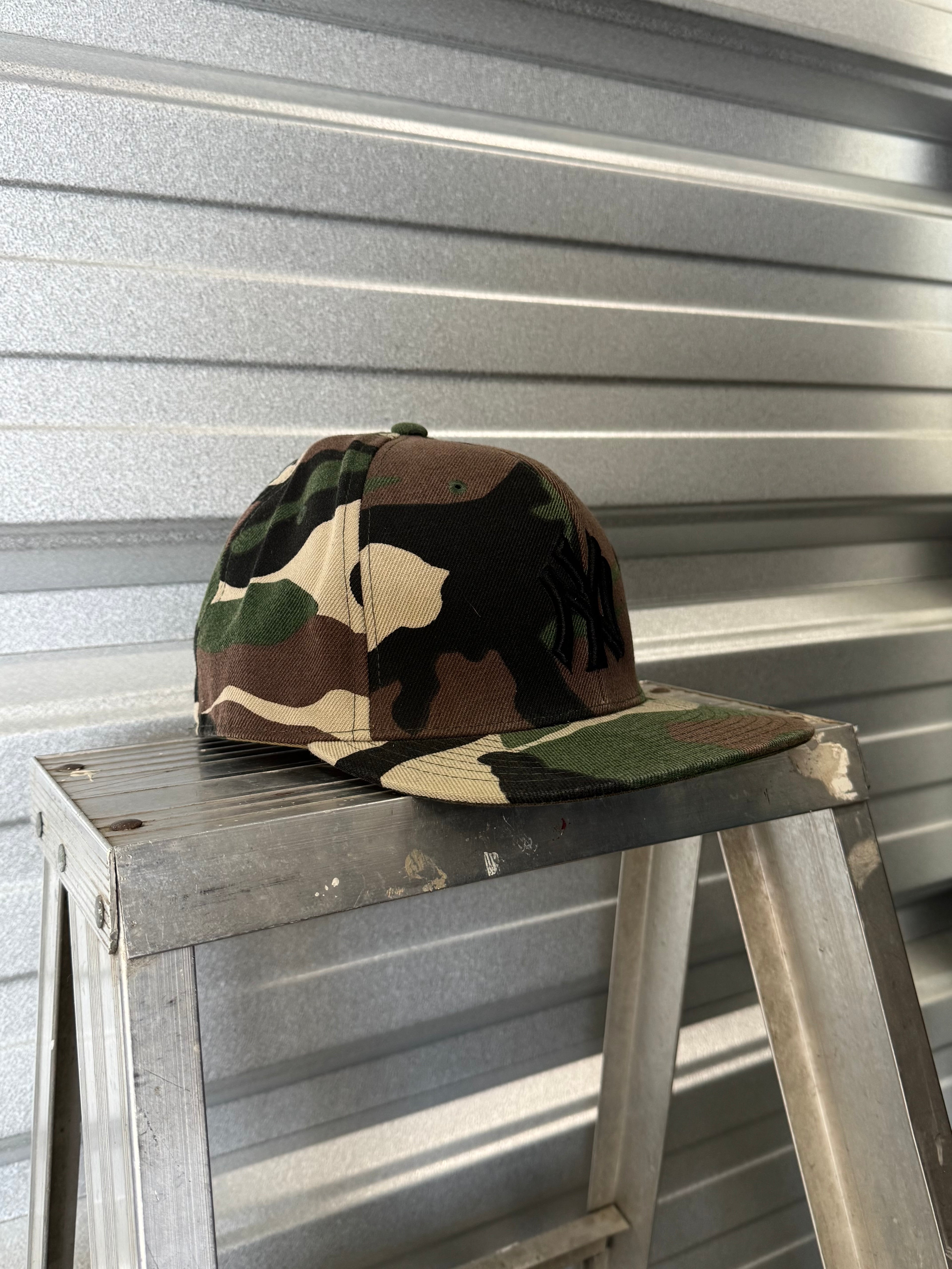 New York Yankees Woodland Camo New Era Fitted - 7 1/2