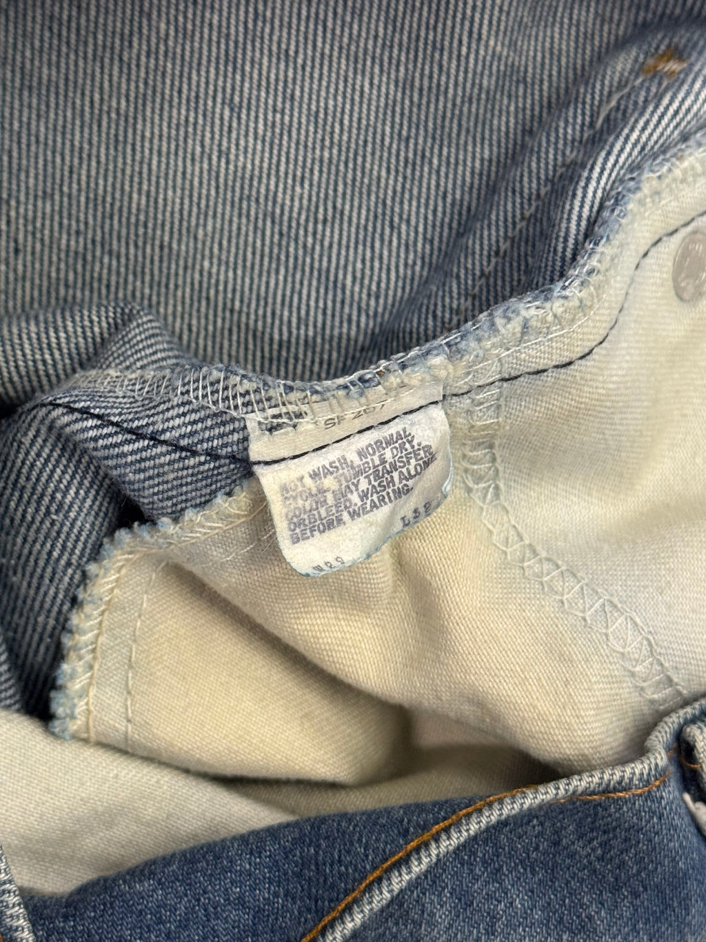 Levi’s Orange Tab Flare Jeans - 29”