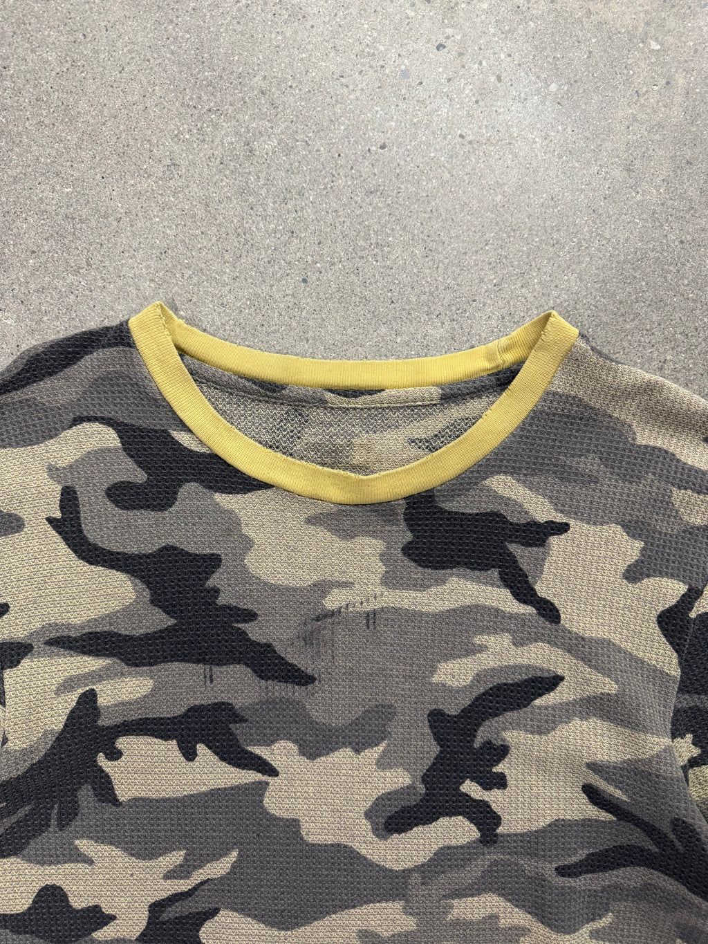 Blank Military Waffle-Knit Camo Long Sleeve Thermal Shirt - L
