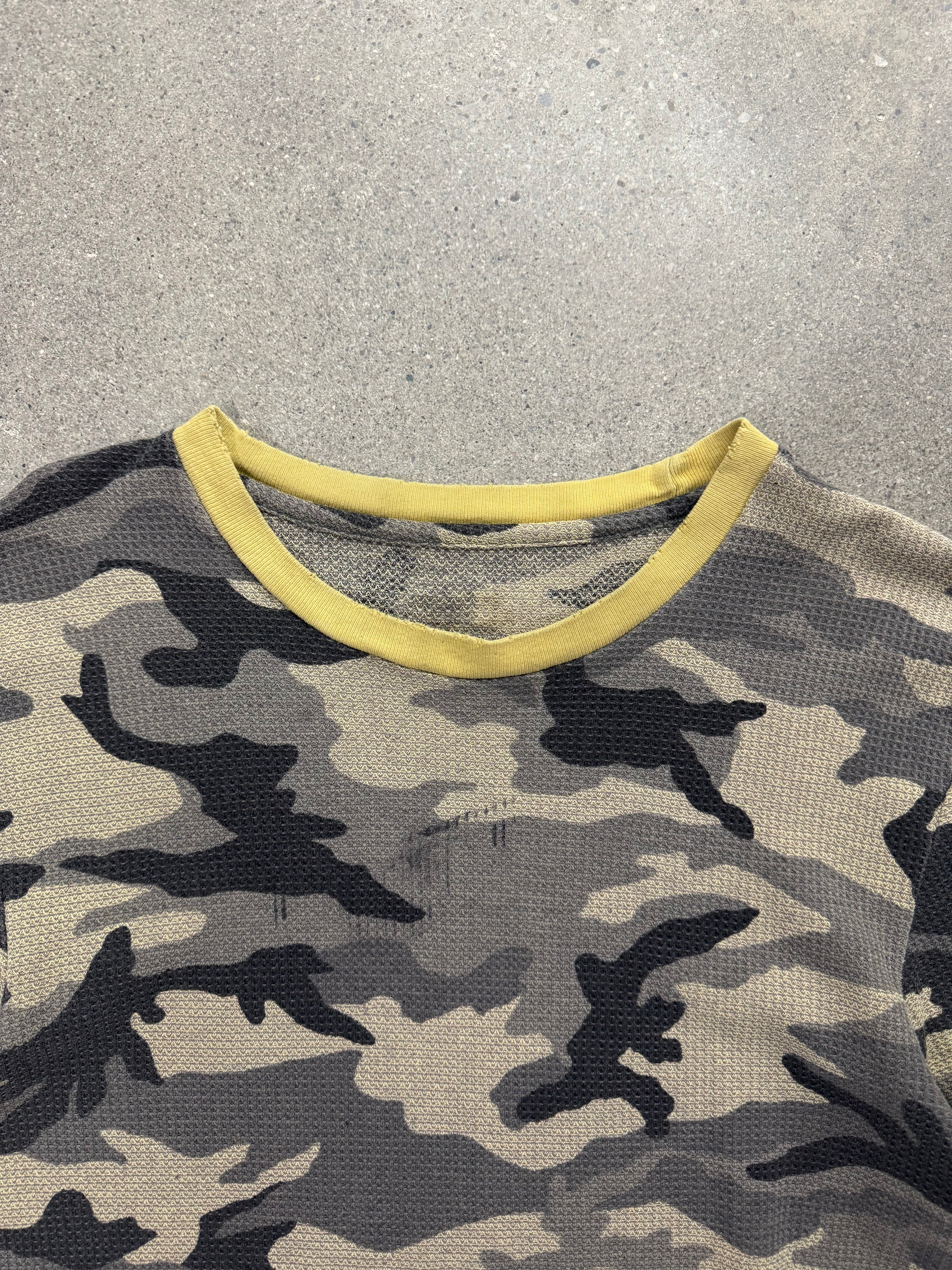 Blank Military Waffle-Knit Camo Long Sleeve Thermal Shirt - L