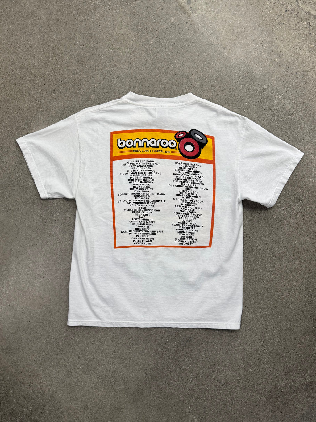 2005 Bonnaroo Music & Arts Festival T-Shirt - M