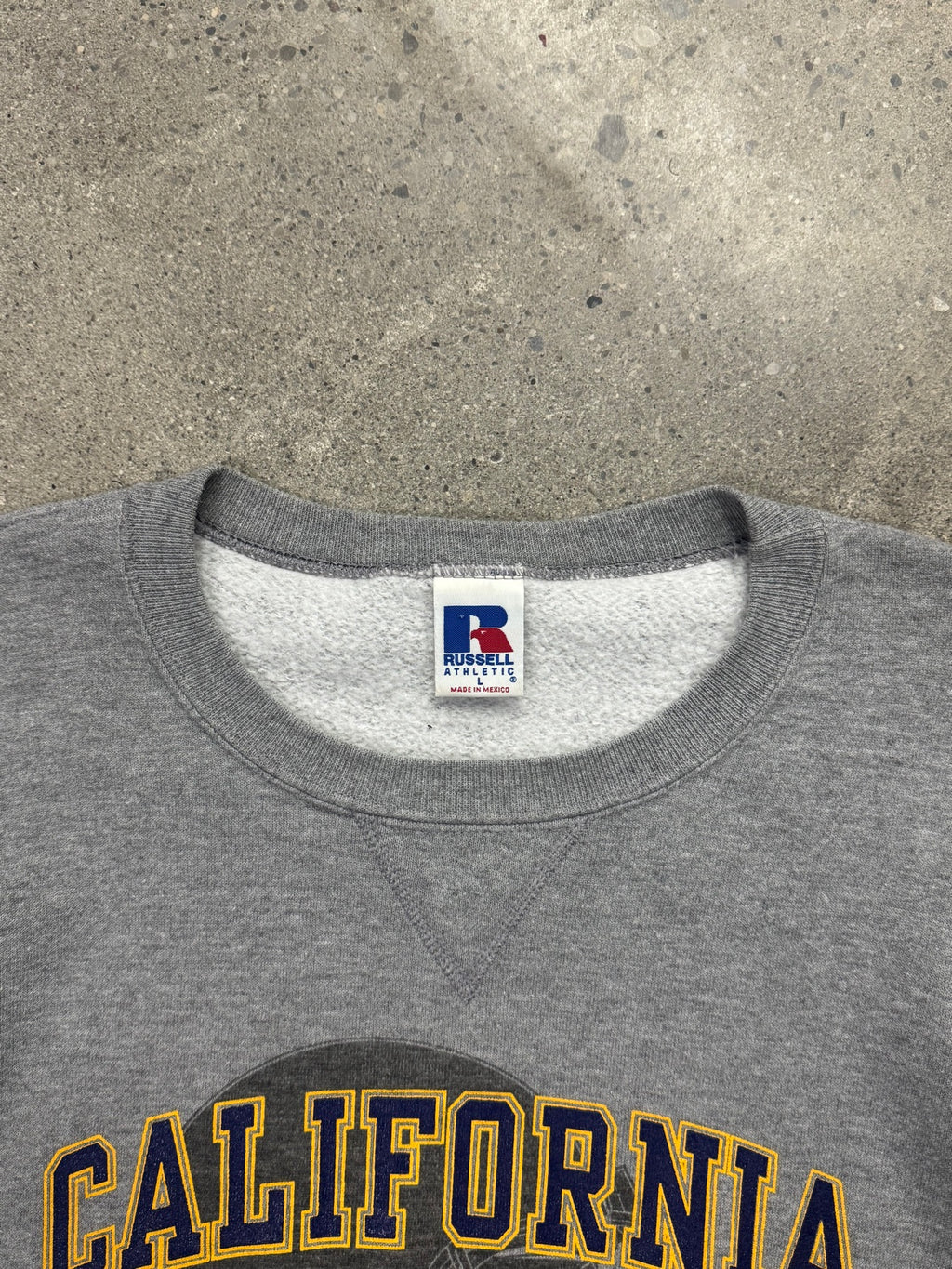Russell Athletic University of California Berkeley Crewneck Sweatshirt - L