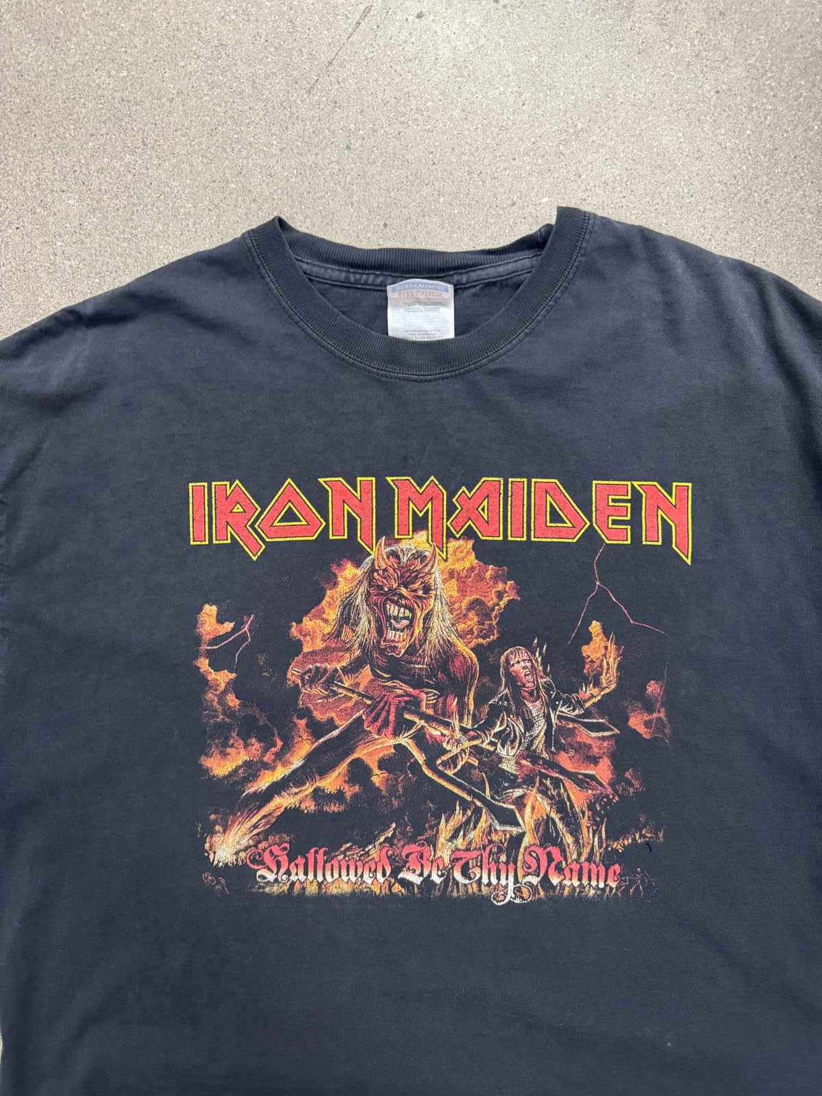 Iron Maiden Hallowed Be Thy Name T-Shirt - XL