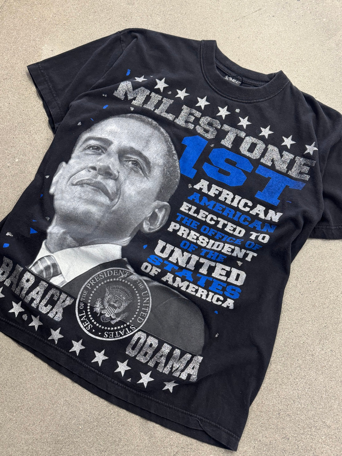 Barack Obama 1st African American President T-Shirt - L