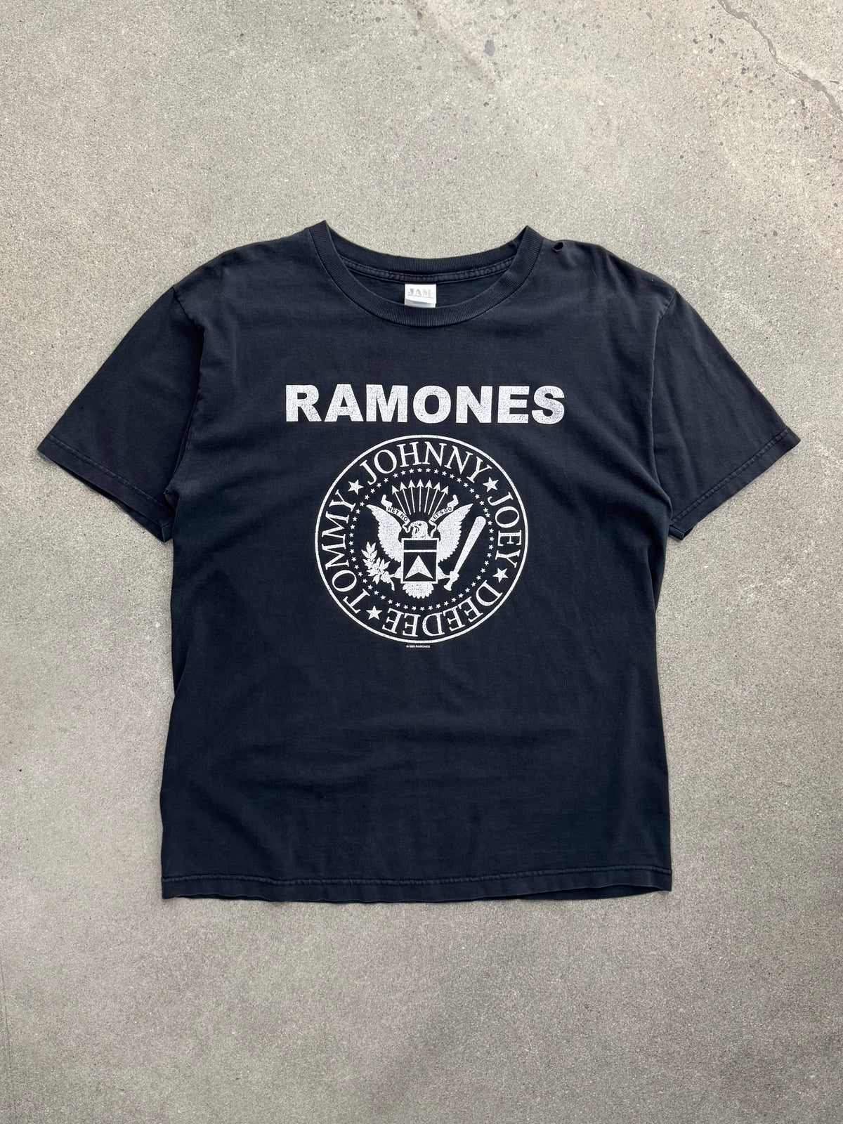 Faded 1999 Ramones Presidential Seal T-Shirt - L
