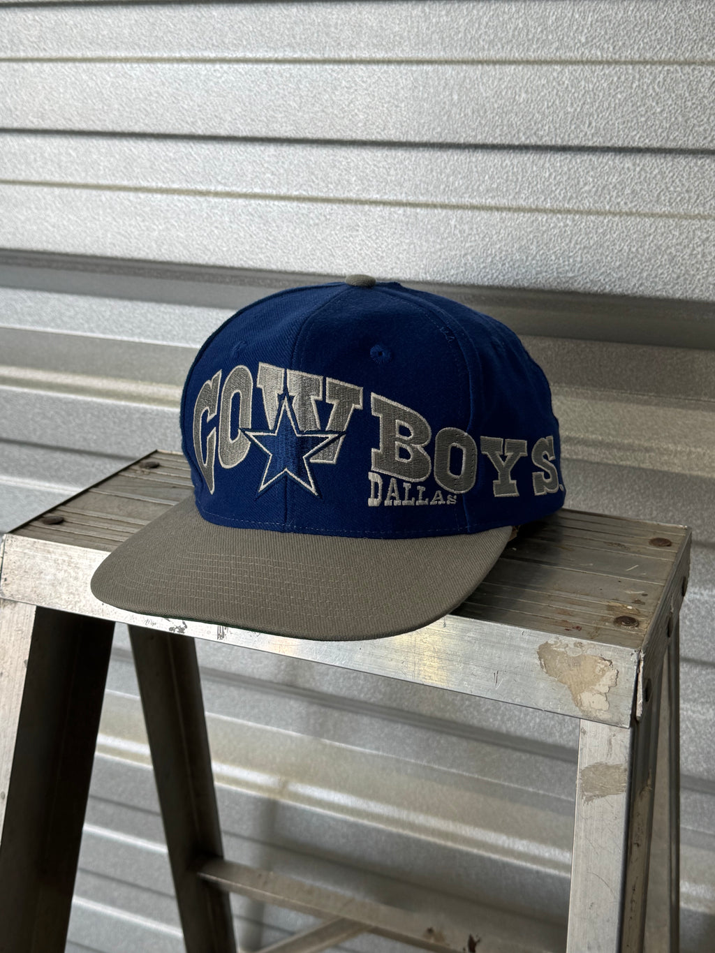 Dallas Cowboys Apex One NFL Spell-out Snapback