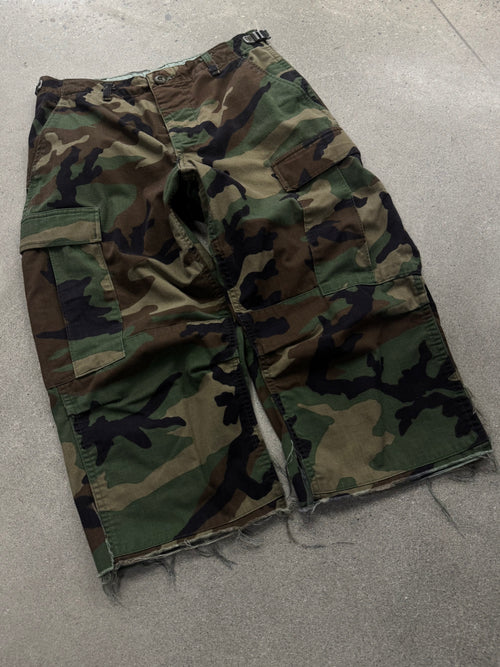 Woodland Camo ARMY Capris - 30”
