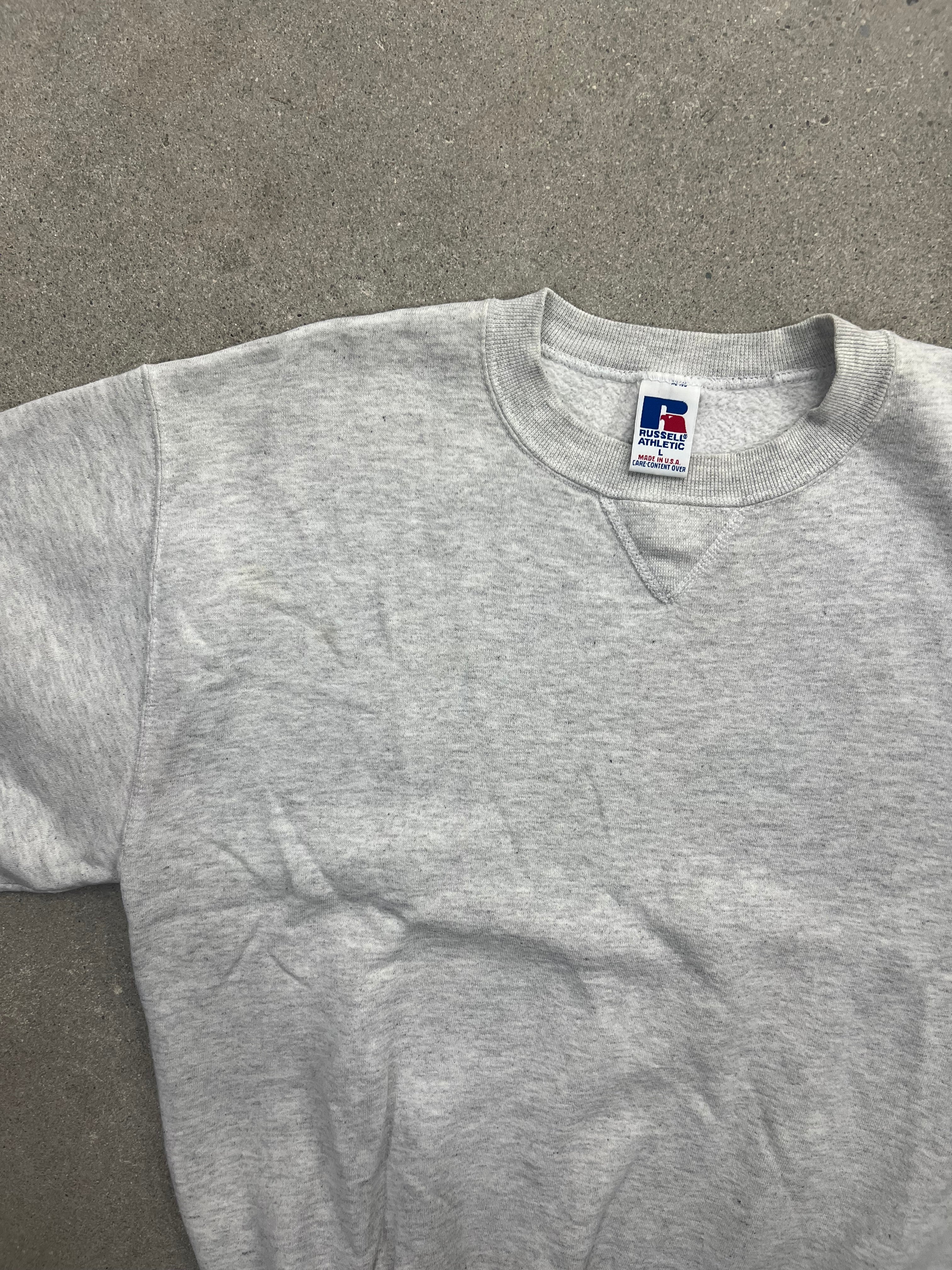 Russell Athletics Blank Crewneck Sweatshirt - L