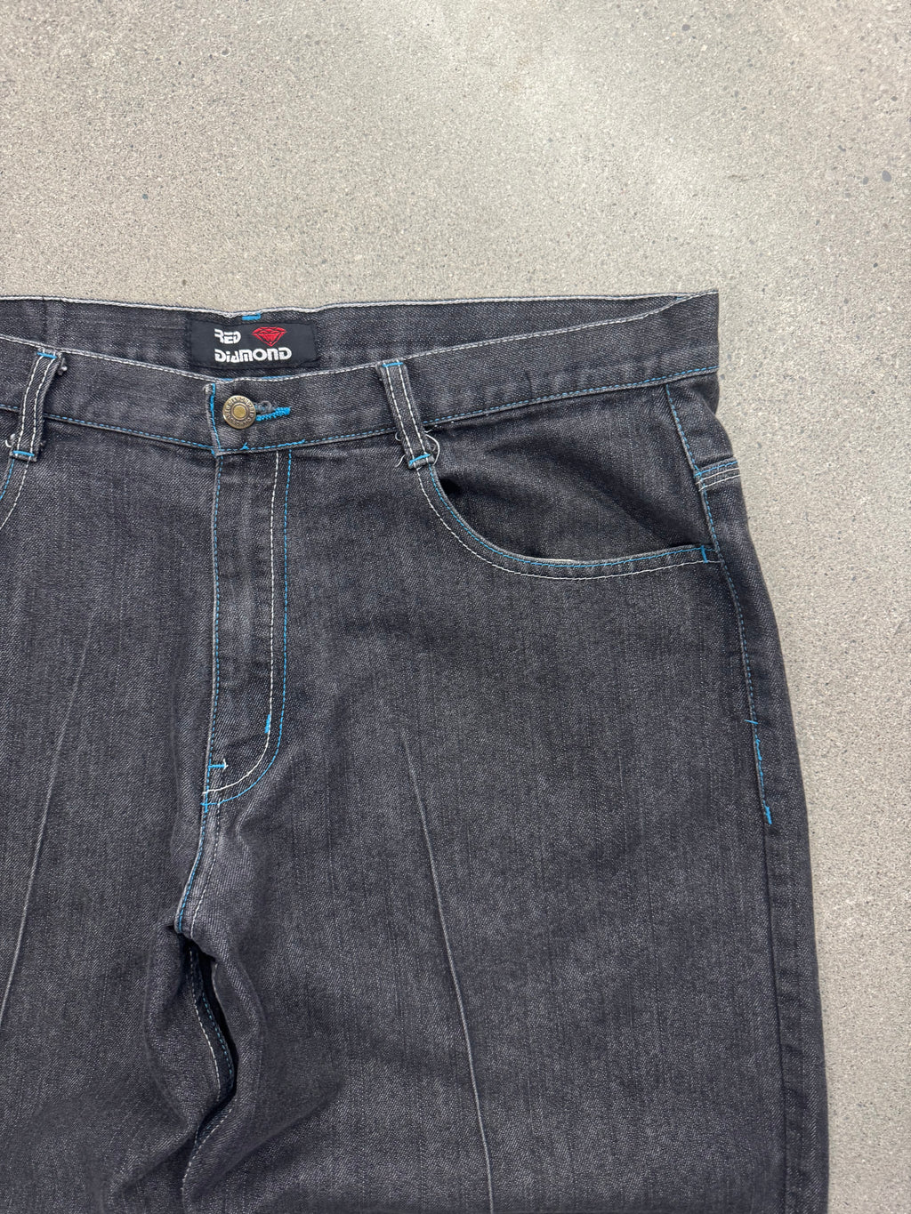 Red Diamond Baggy Contrast Stitch Jean Shorts - 38”