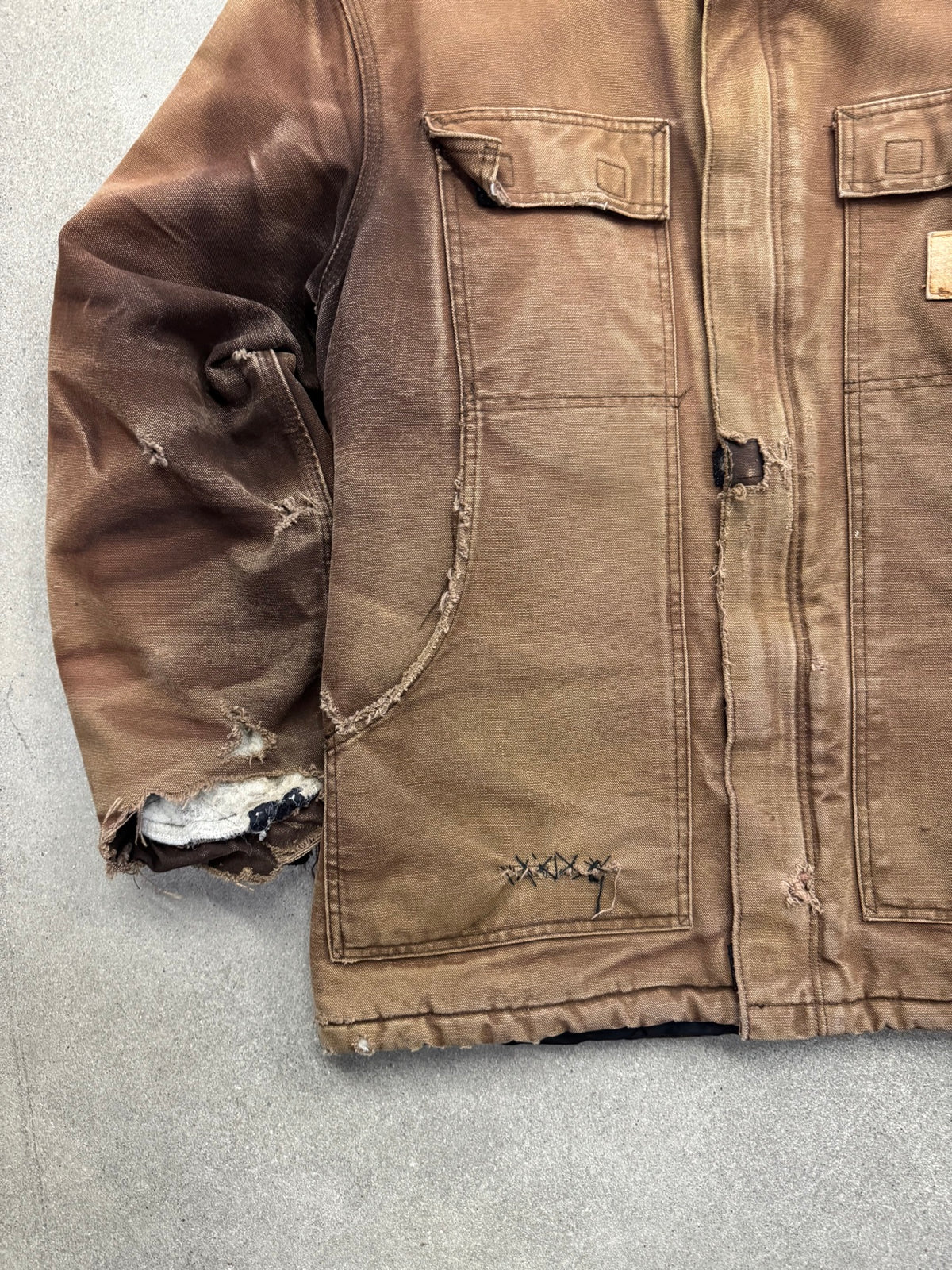 Faded & Distressed Carhartt Chore Work Jacket - L