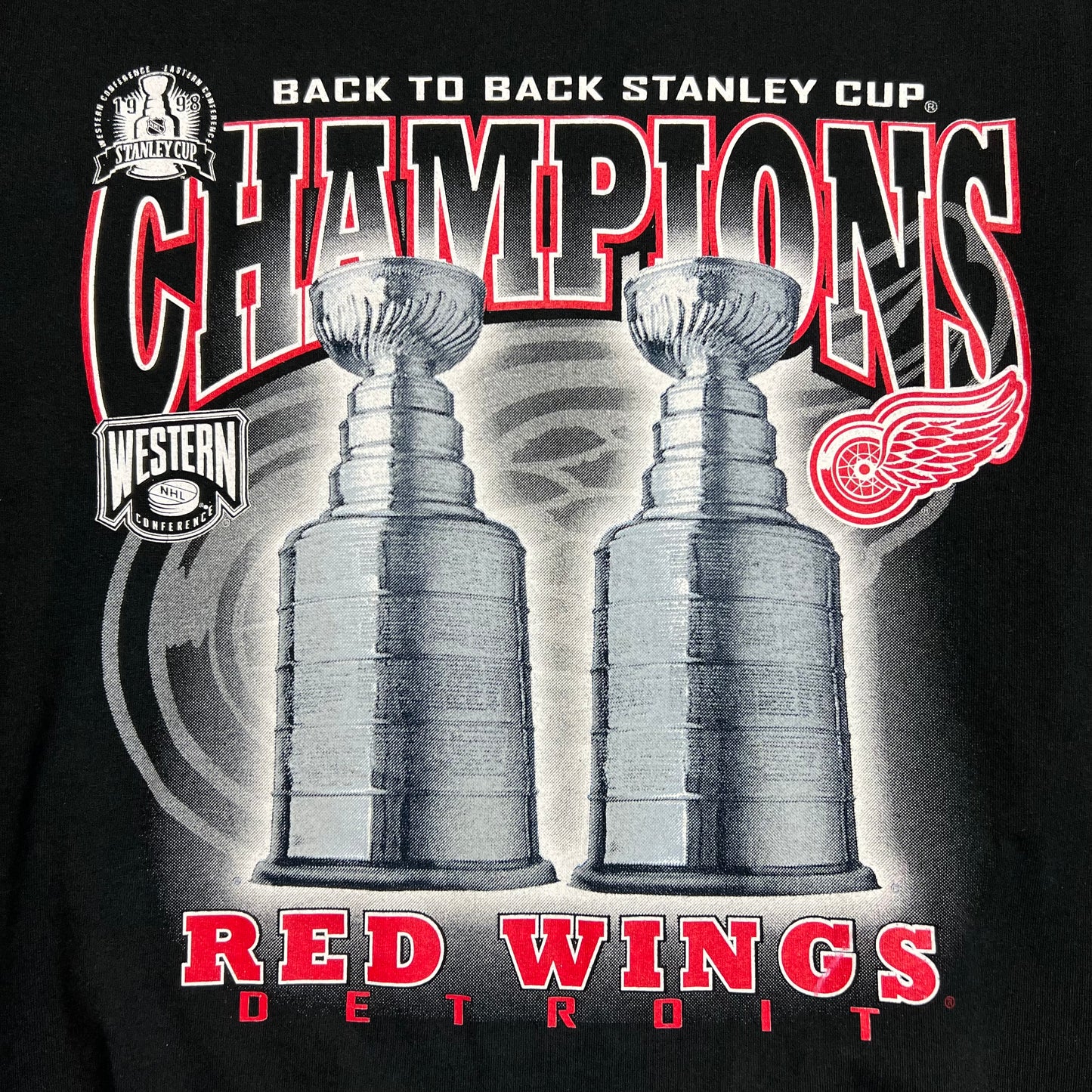 1998 Detroit Red Wings Back To Back NHL Stanley Cup Champions T-shirt - M