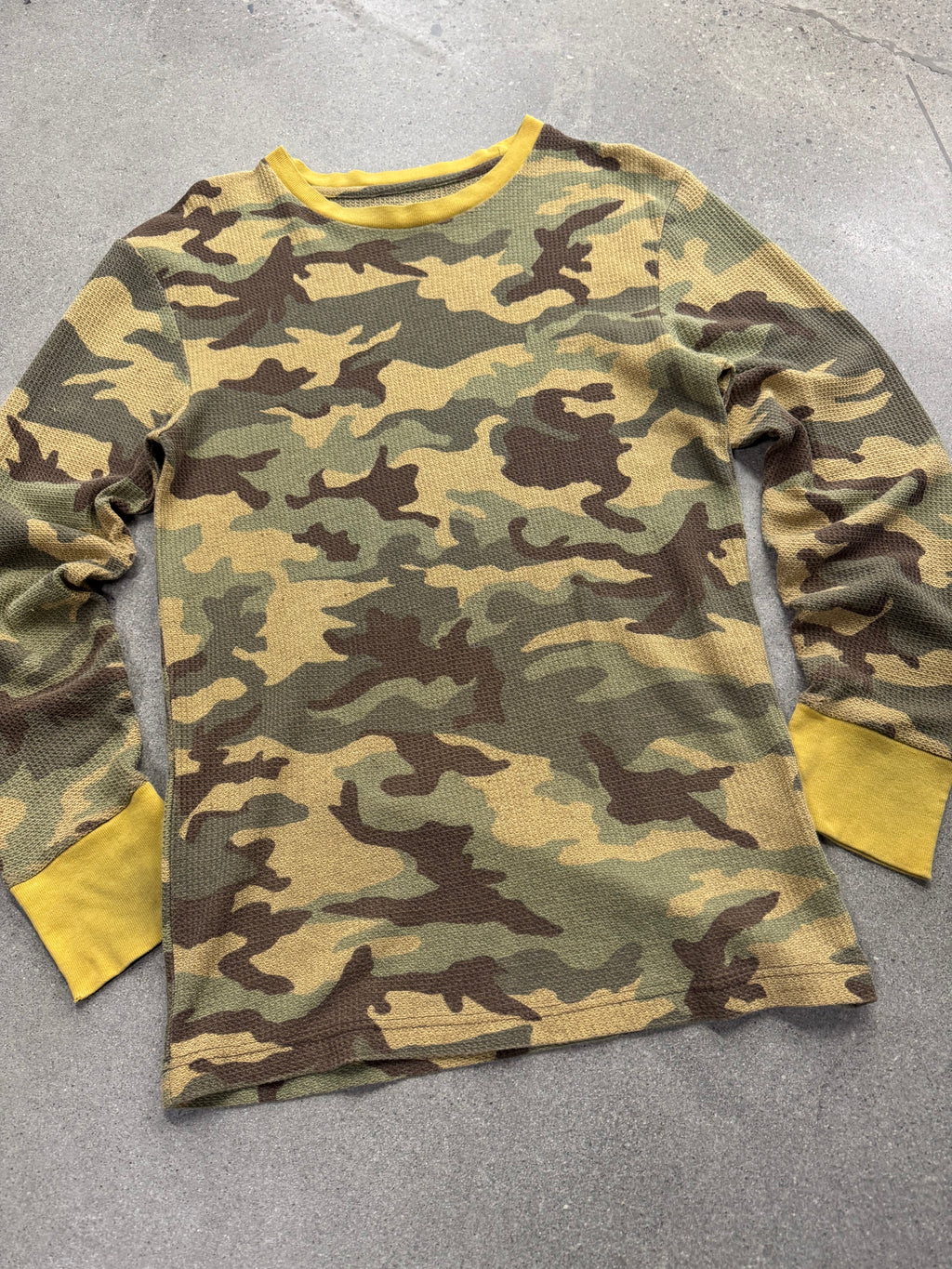 Blank Military Waffle-Knit Camo Long Sleeve Thermal Shirt - L