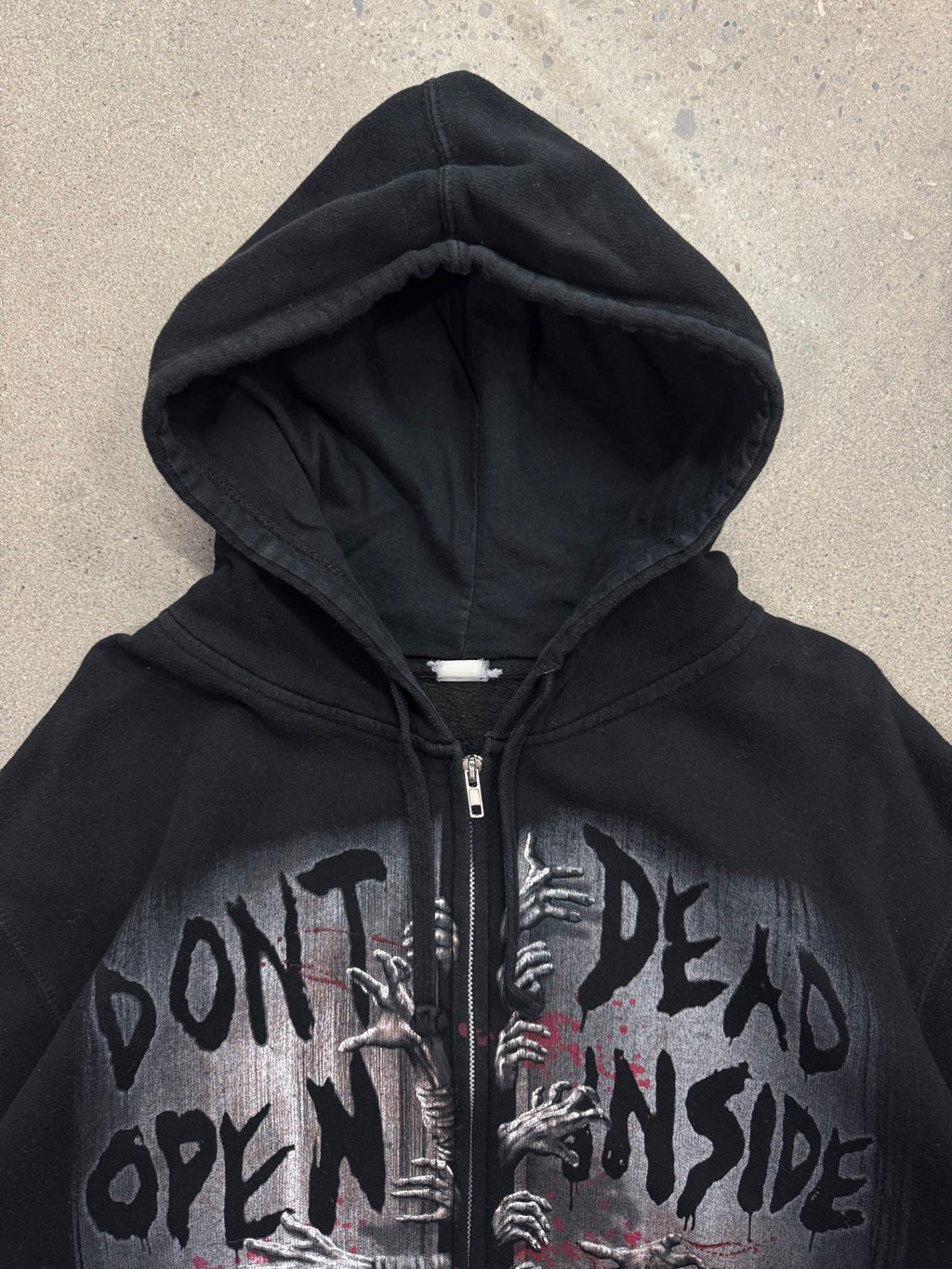 The Walking Dead Dead Inside Full-Zip Hoodie - L