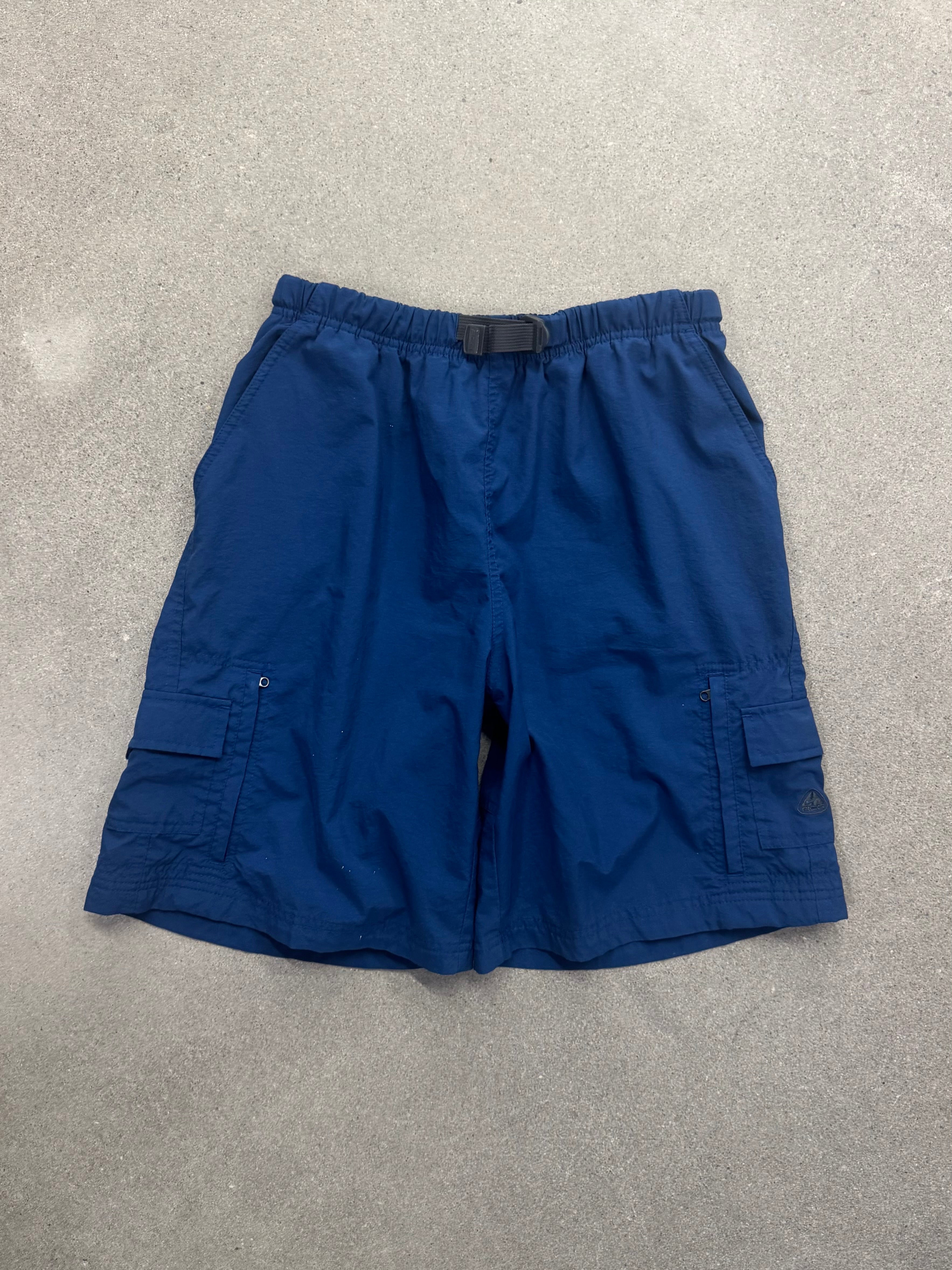 Nike ACG Nylon Cargo Shorts - M