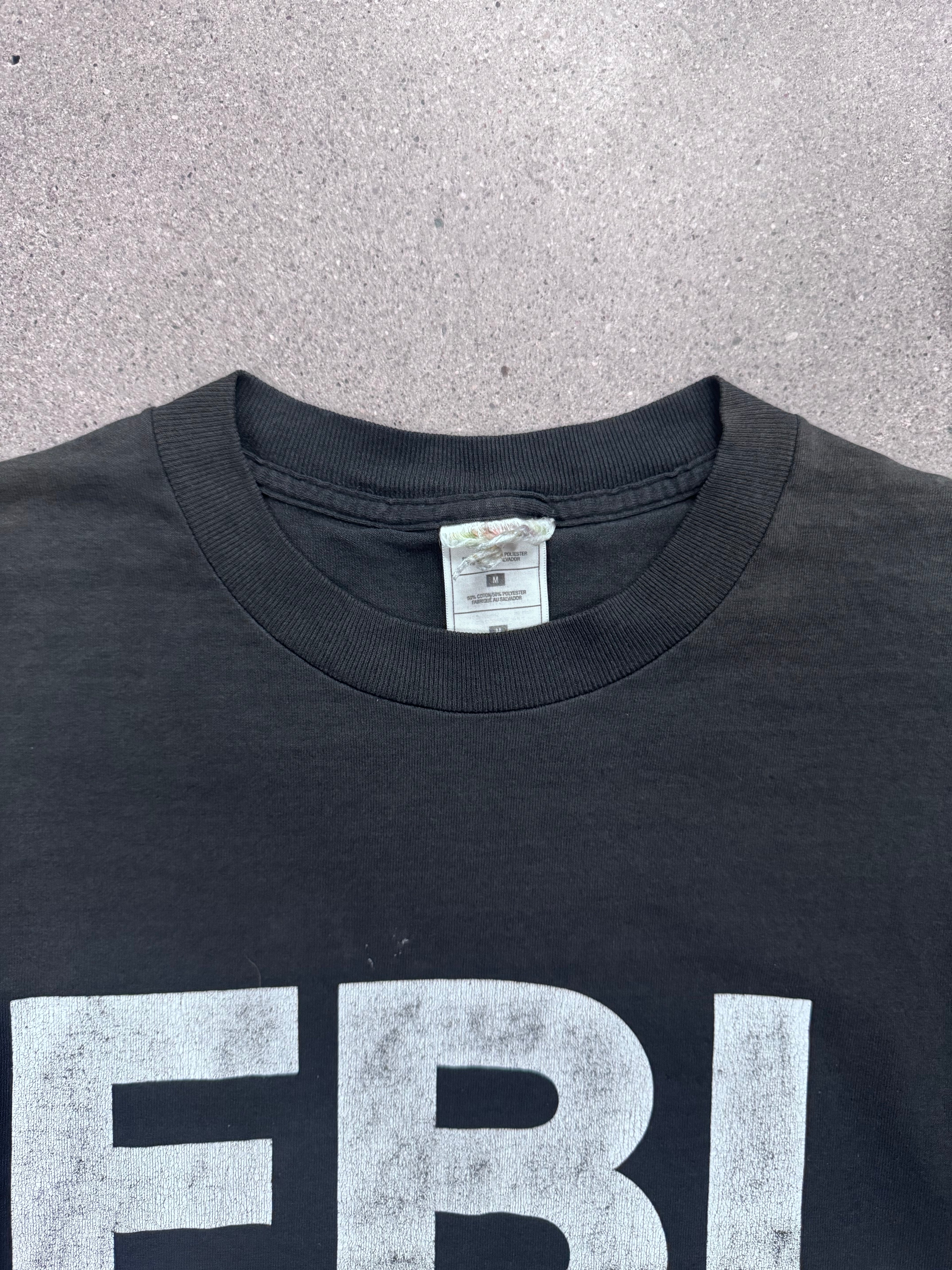 Ausgeblichenes FBI T-Shirt - L