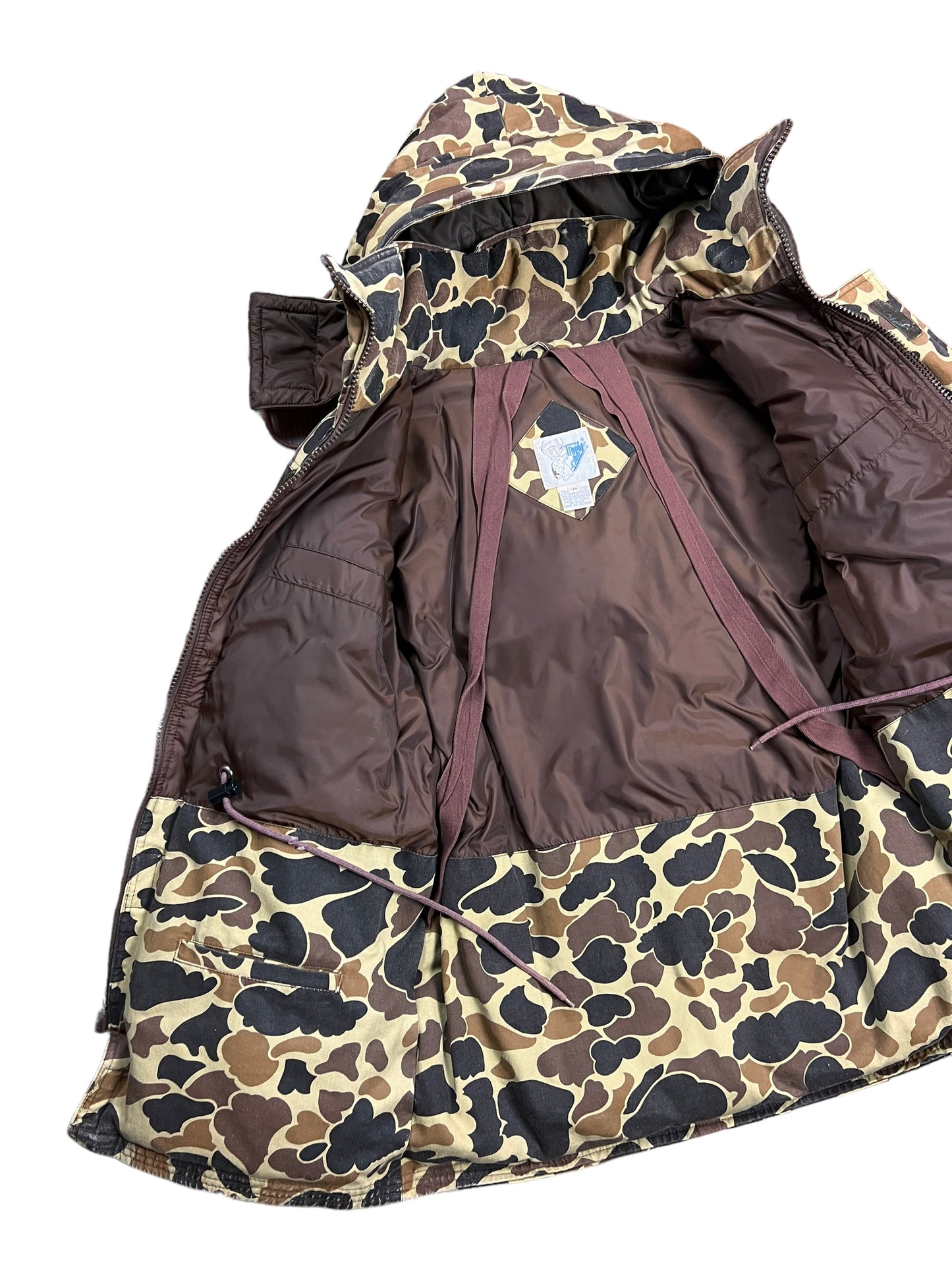 Trophy Club Duck Camo Heavy Insulated Jacket ￼- L