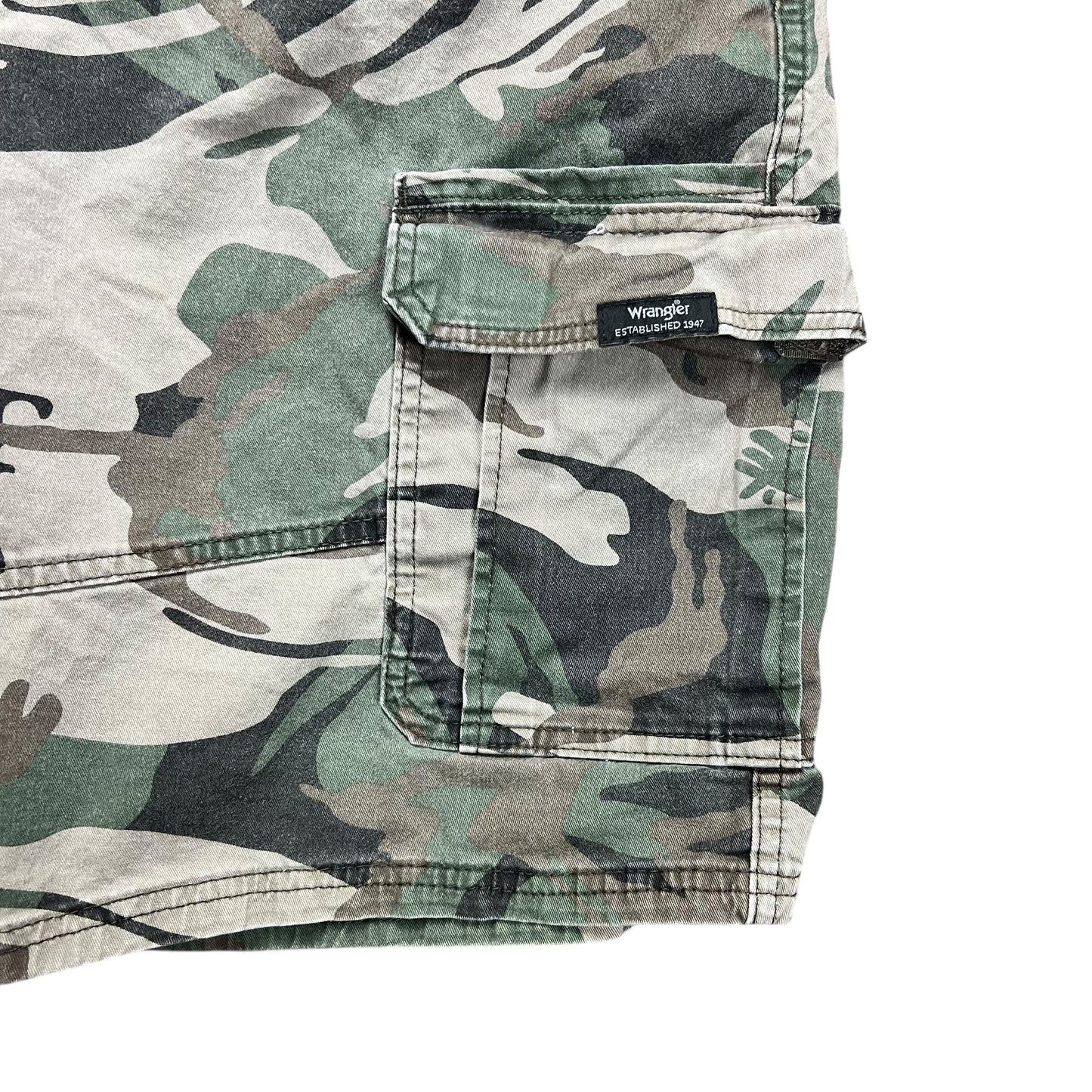 Wrangler Camo Cargo Shorts - 38”