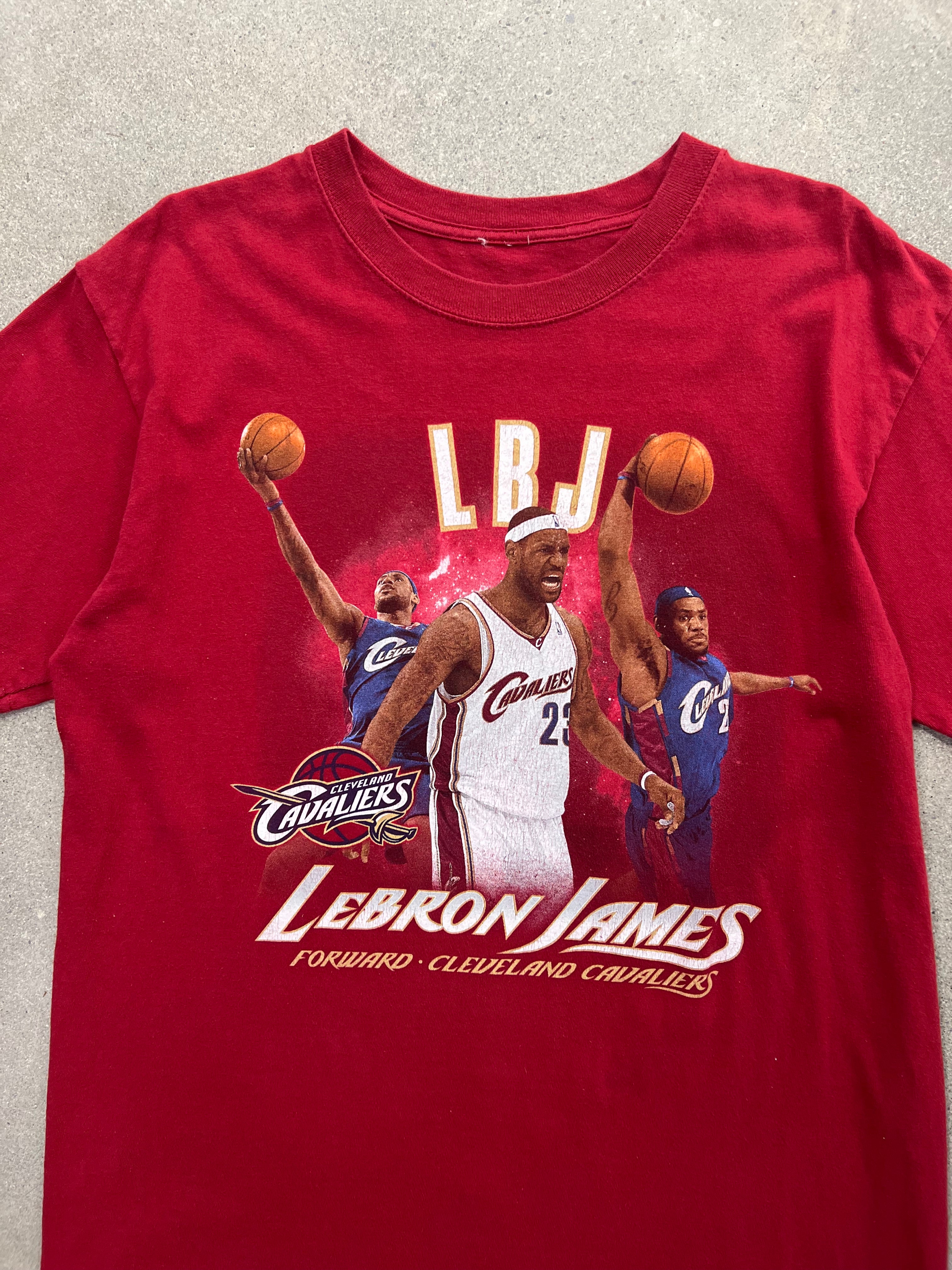 LeBron James Cleveland Cavaliers NBA T-Shirt - XL