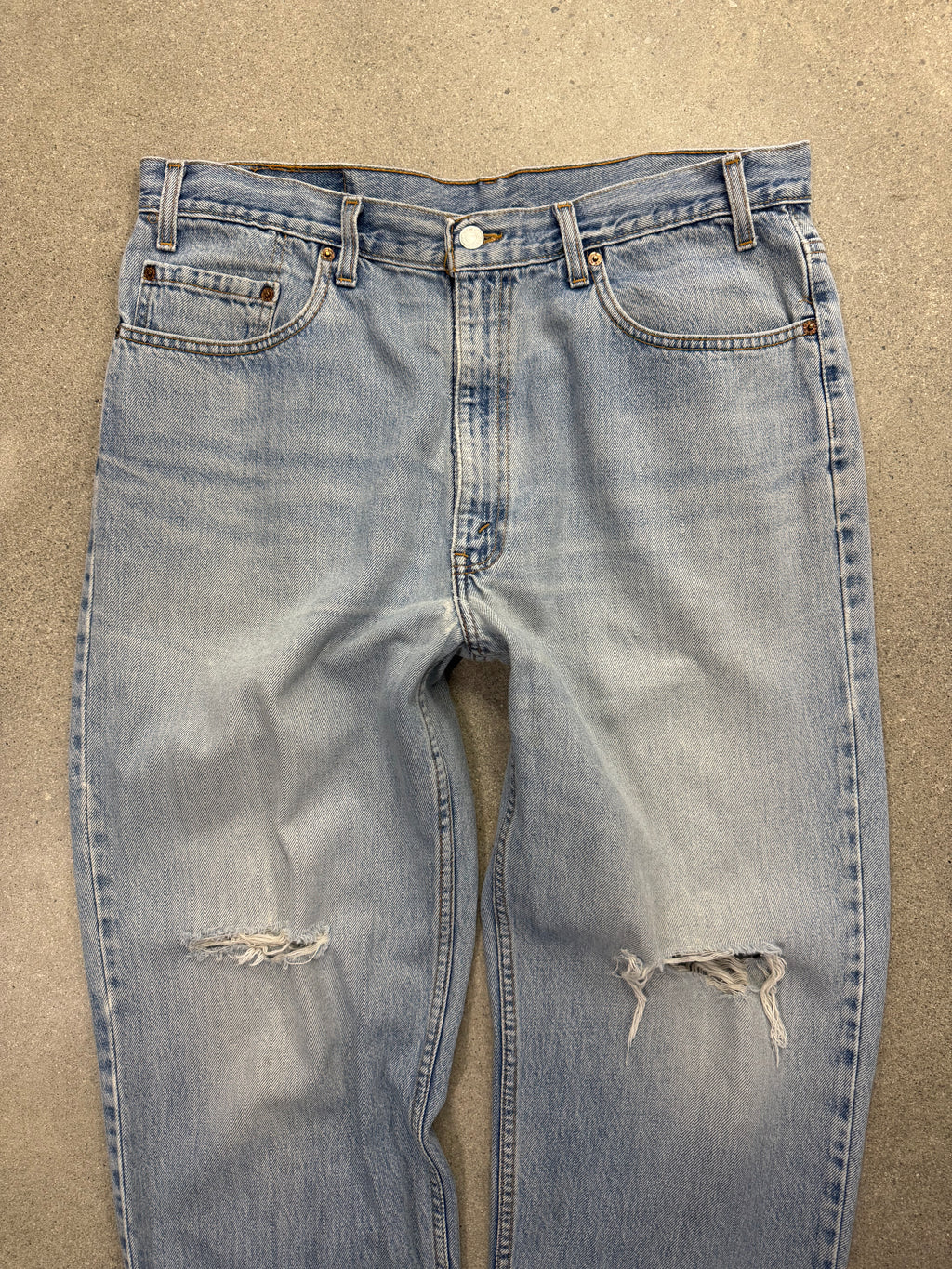 Faded & Distressed Levi’s 550 Jeans - 35”