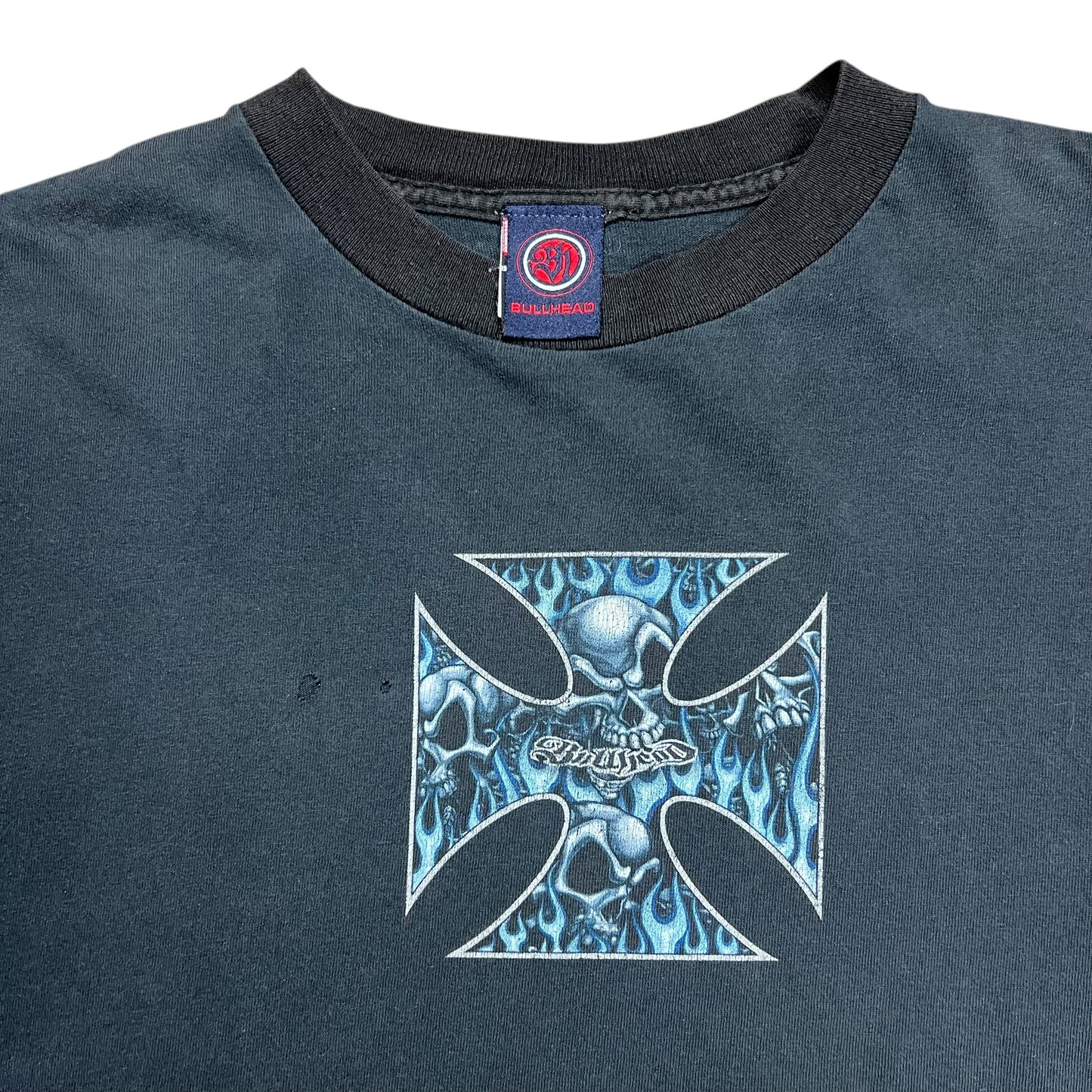 Bullhead Flaming Skull Long-sleeve Shirt - L