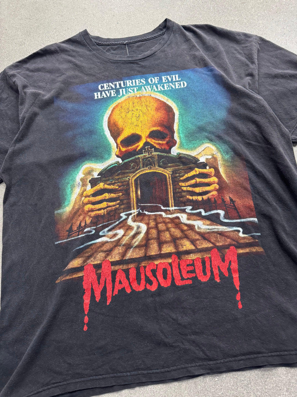 Mausoleum Horror Movie T-Shirt - XL