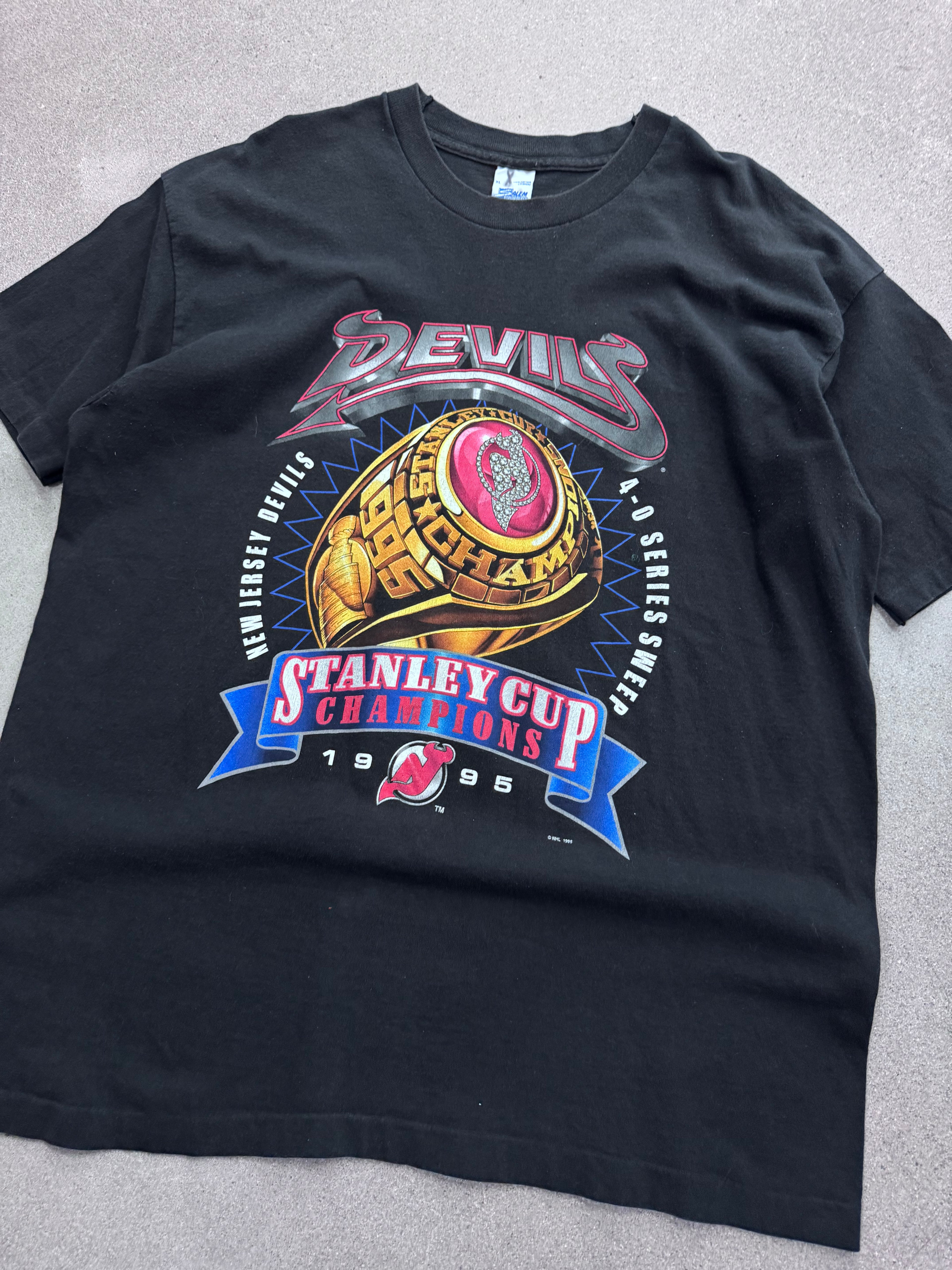 1995 Salem Sportswear New Jersey Devils Stanley Cup NHL Champions T-Shirt - XXL