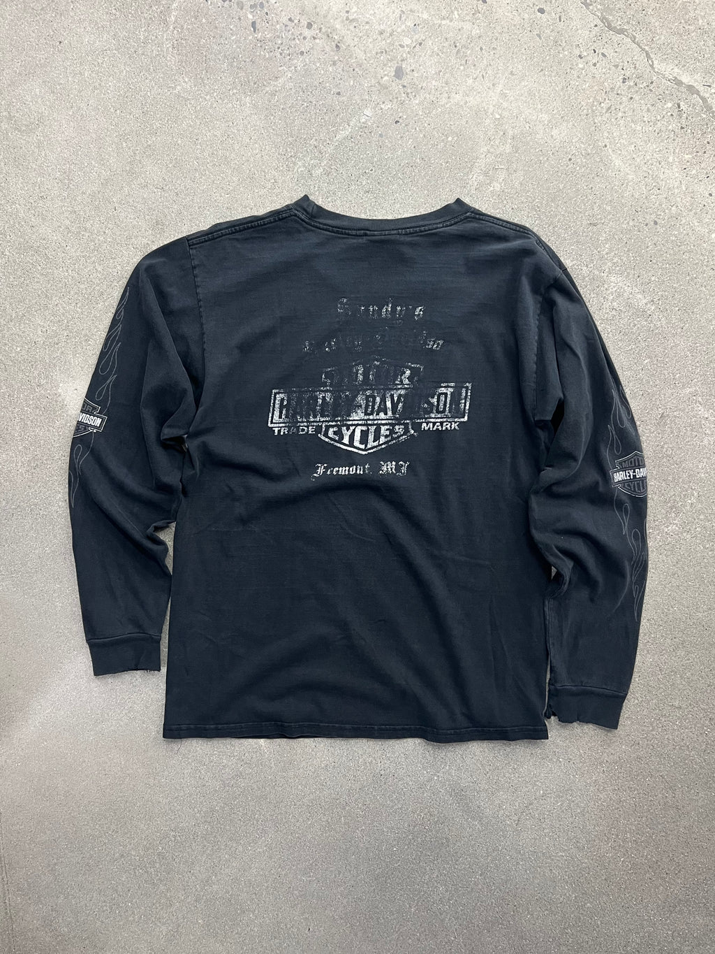 Faded 2007 Harley-Davidson Chrome Flames Long Sleeve Shirt - M