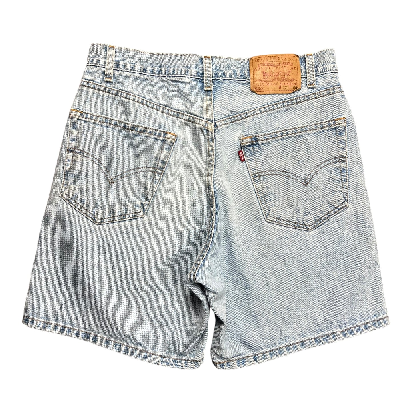 Levi's 550 Light Wash Jean Shorts - 32"