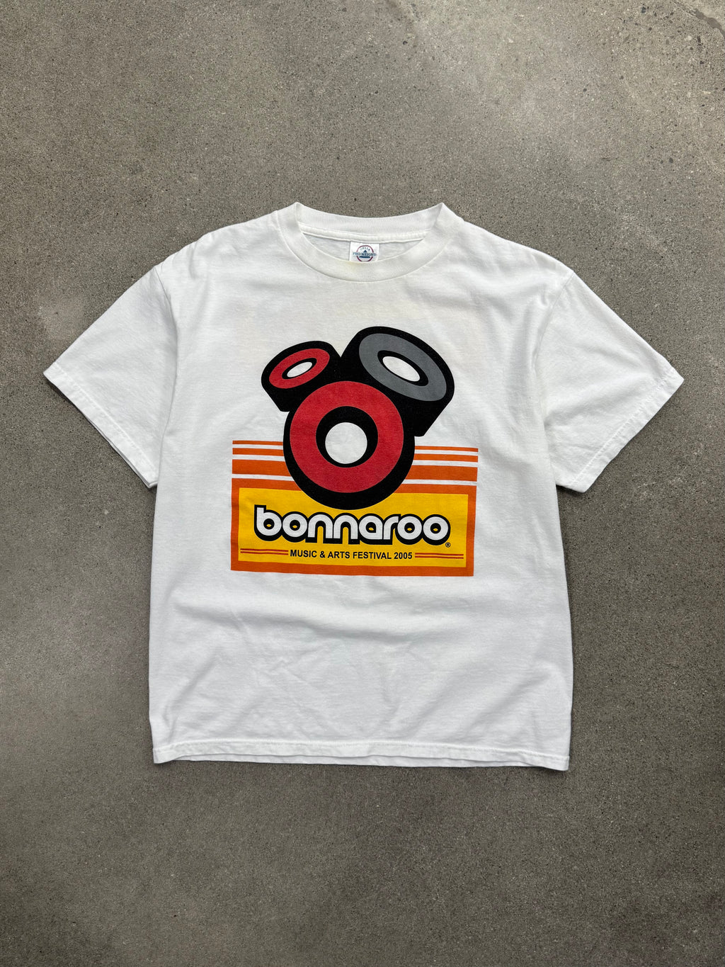 2005 Bonnaroo Music & Arts Festival T-Shirt - M