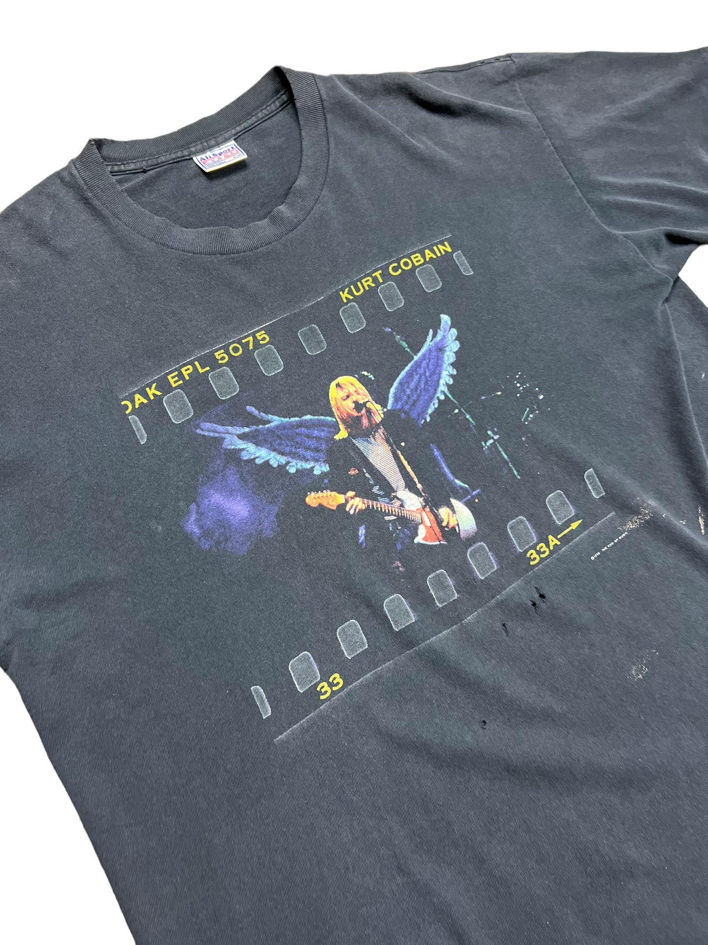 1999 Kurt Cobain Angel Wings T-shirt - XL