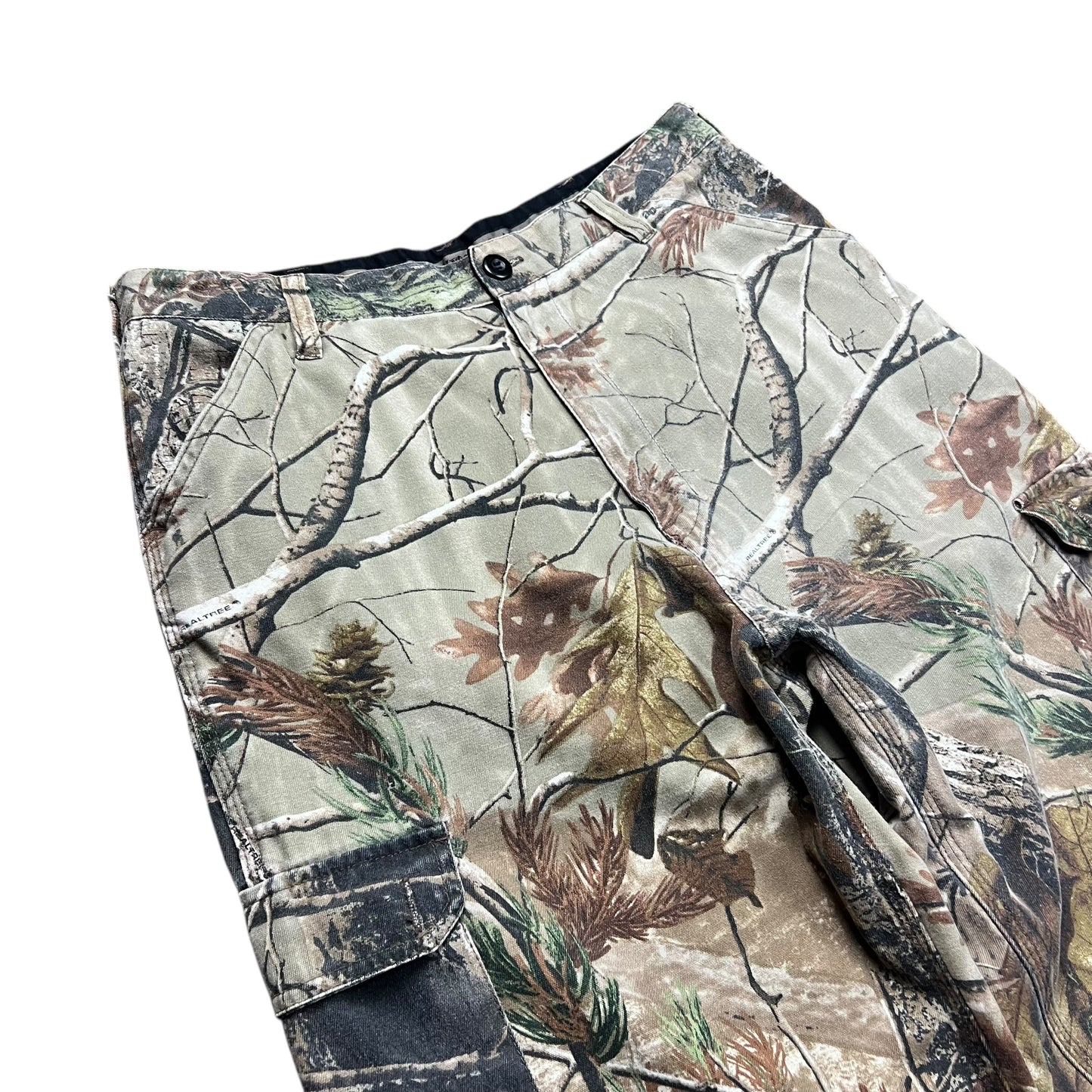 Realtree Camo Baggy Cargo Shorts - 32"