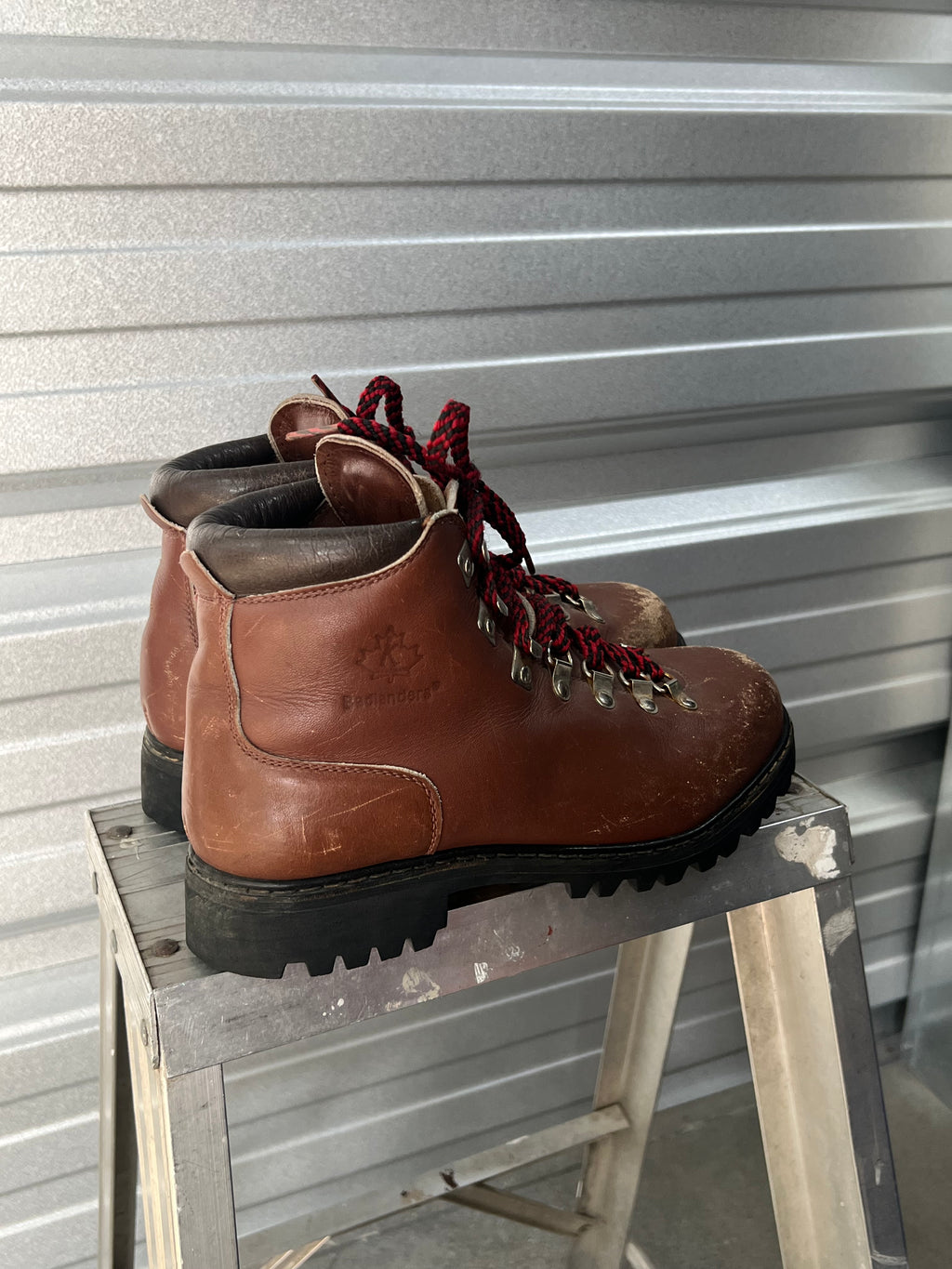 Kaufman Badlanders D-Ring Hiking Boots - 6