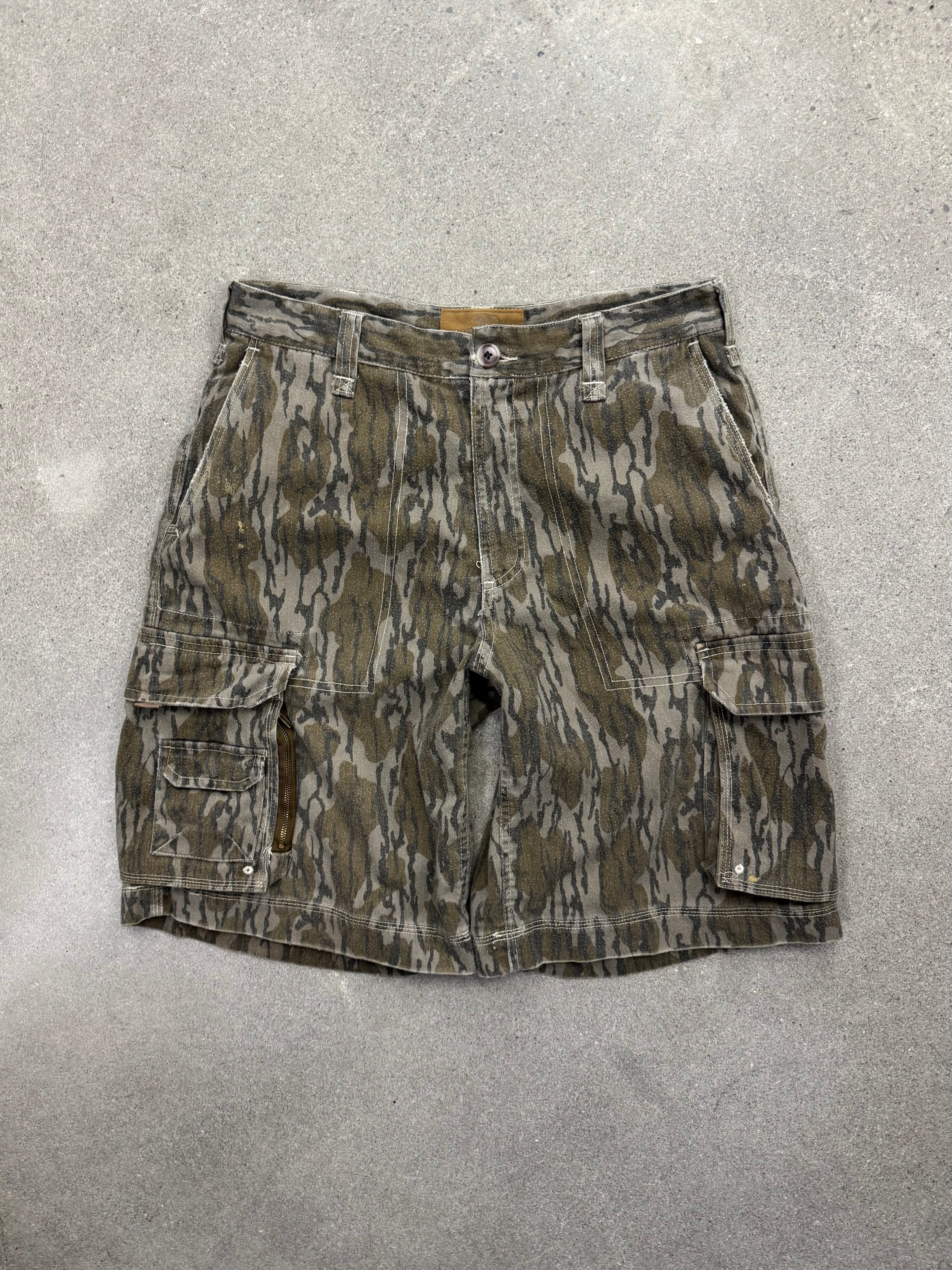 Mossy Oak Bottomland Cargo Camo Shorts - 32”