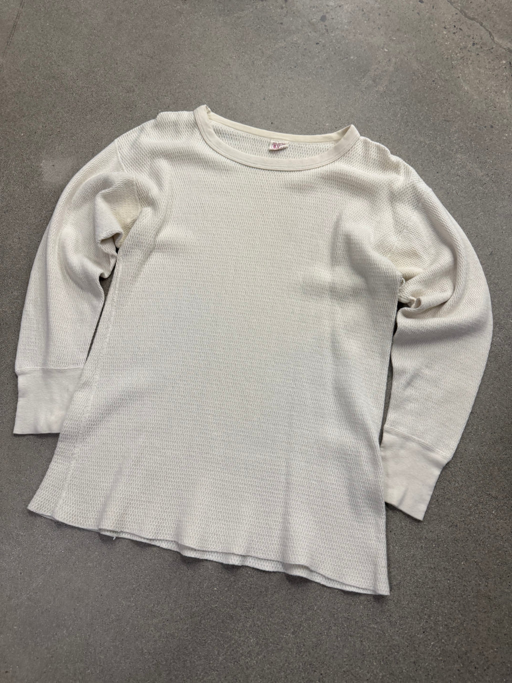 B.V.D. Blank Waffle-Knit Long Sleeve Thermal Shirt - L