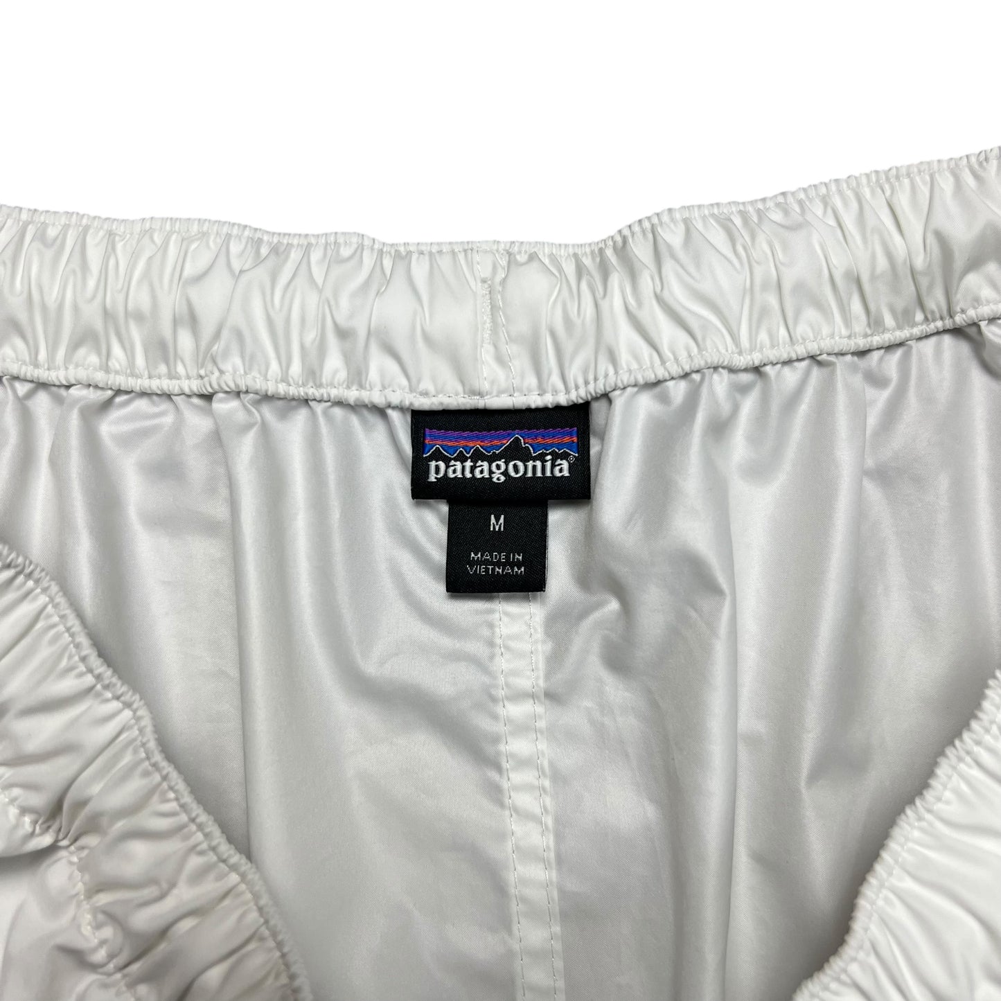 Patagonia White Worn Wear Field Shorts - M
