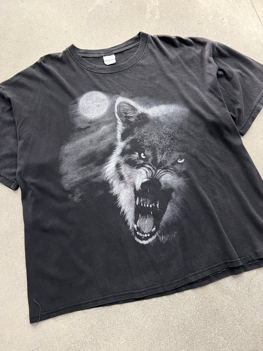Faded Midnight Wolf T-Shirt -XL