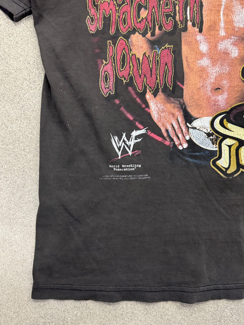 Faded 2002 The Rock Layeth The Smacketh Down WWF T-Shirt - L