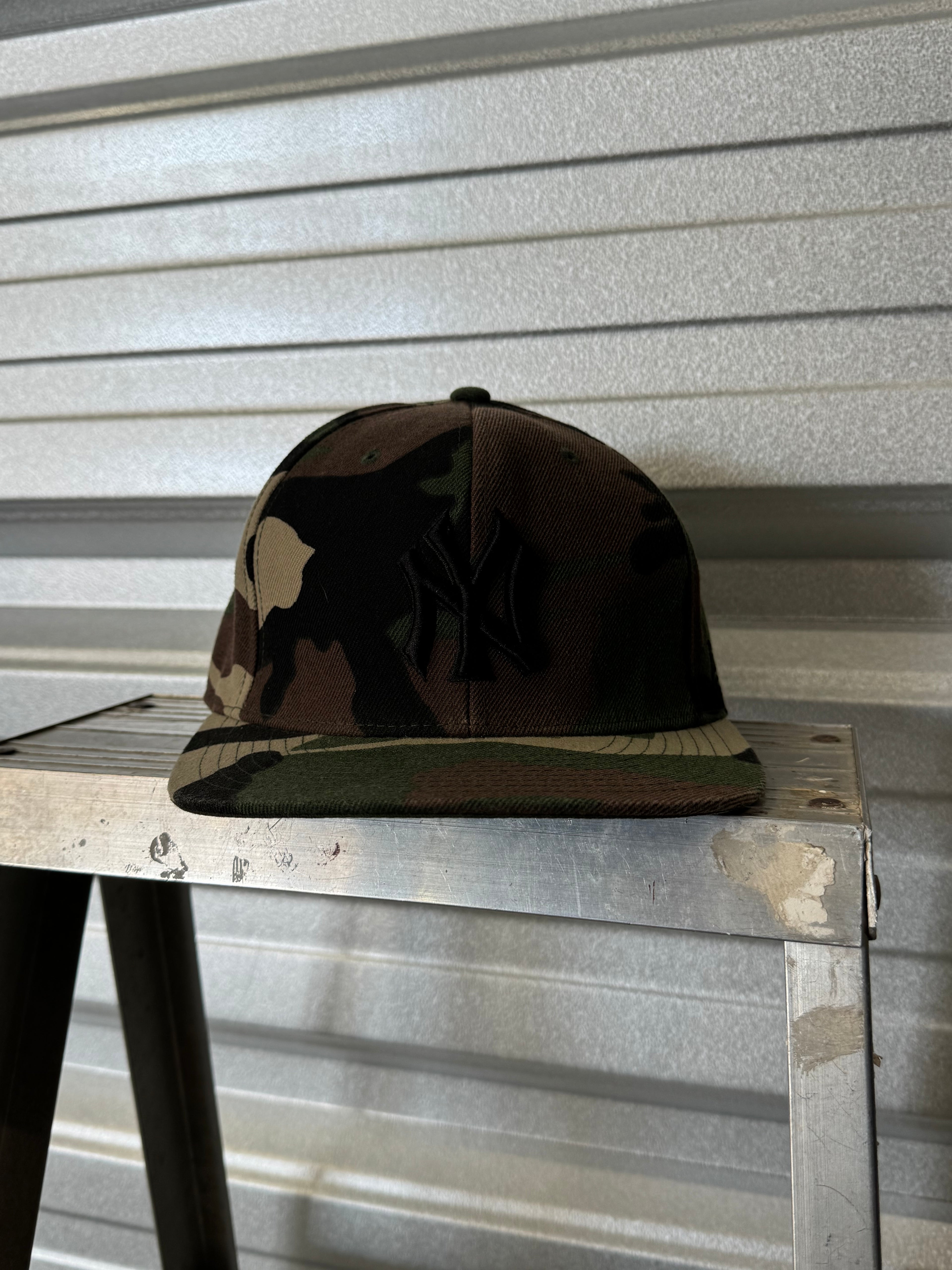 New York Yankees Woodland Camo New Era Fitted - 7 1/2