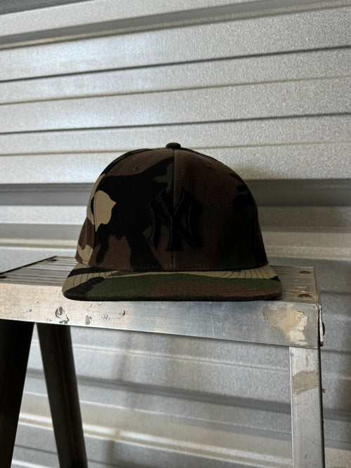 New York Yankees Woodland Camo New Era Fitted - 7 1/2