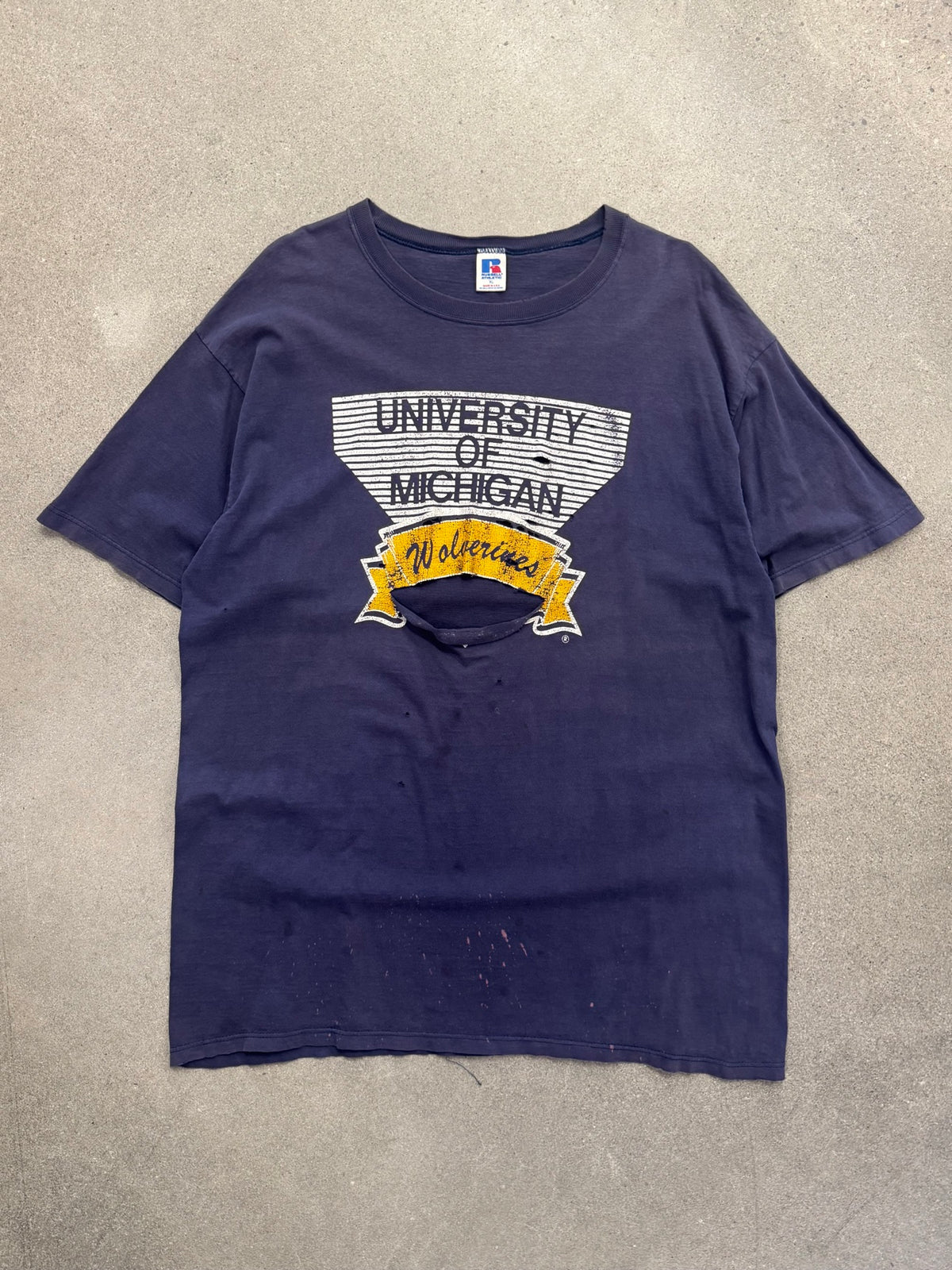 Distressed Russell Athletic University Of Michigan T-Shirt - XL