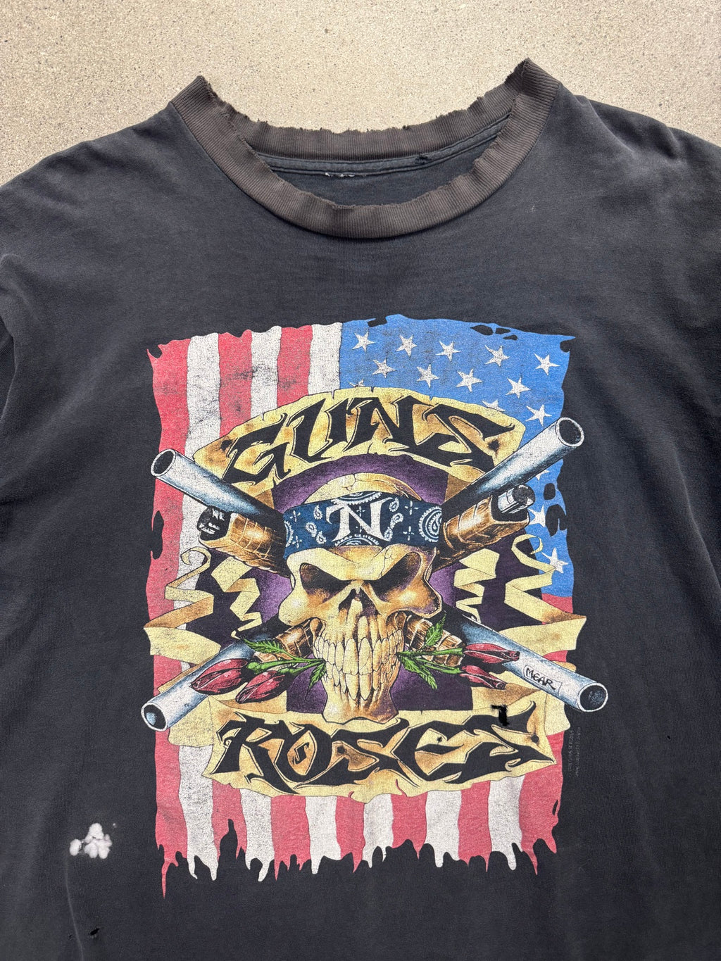 Faded 1991 Guns N' Roses Use Your Illusion Tour T-Shirt - XL