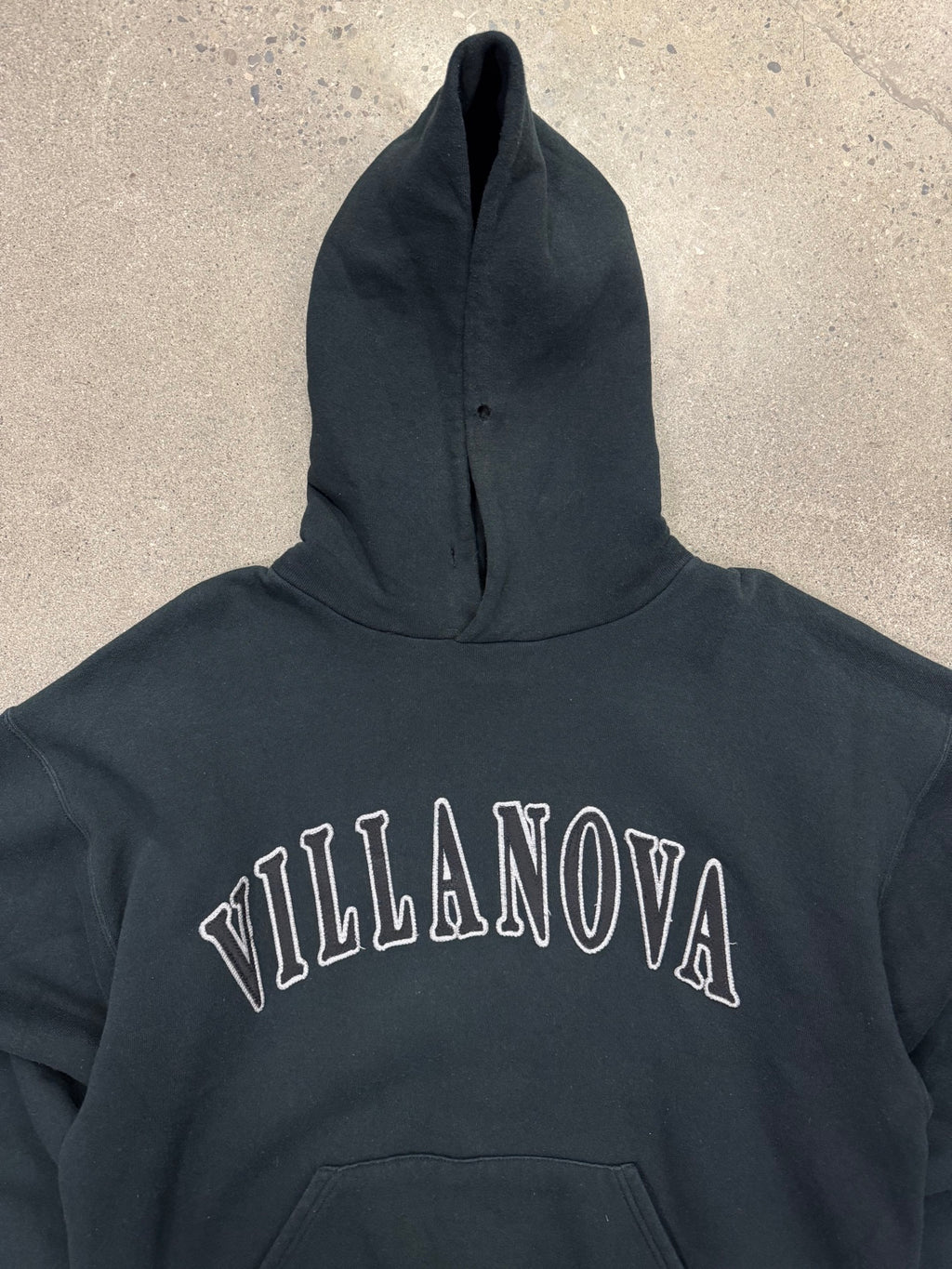 Russell Athletic Villanova University Pullover Hoodie - L