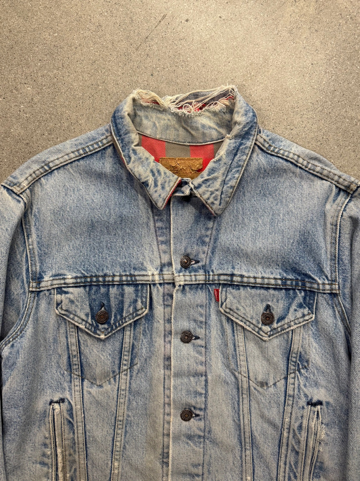 Levi's Flannel-Lined Denim Trucker Jacket - M